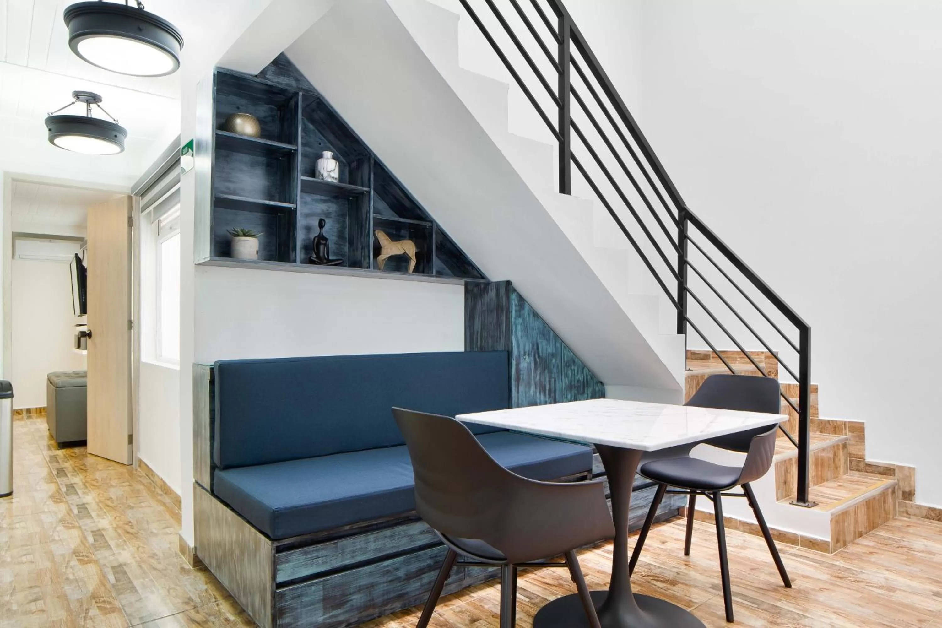 Dining area in Miracle