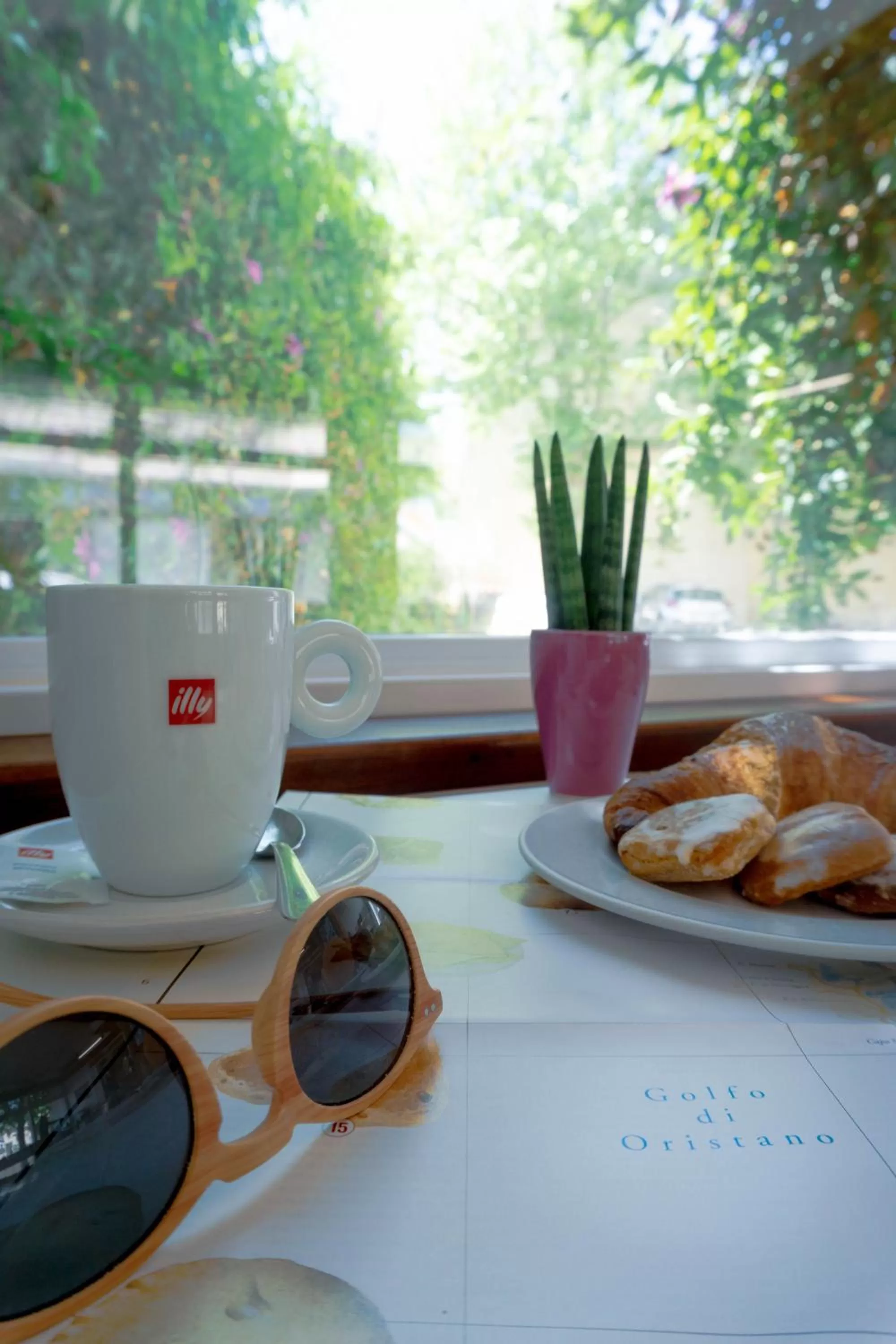 Food and drinks in Hotel Mistral