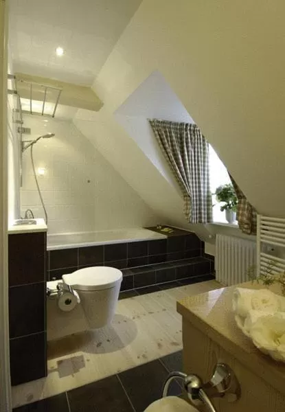Bathroom in Forsthaus Heiligenberg