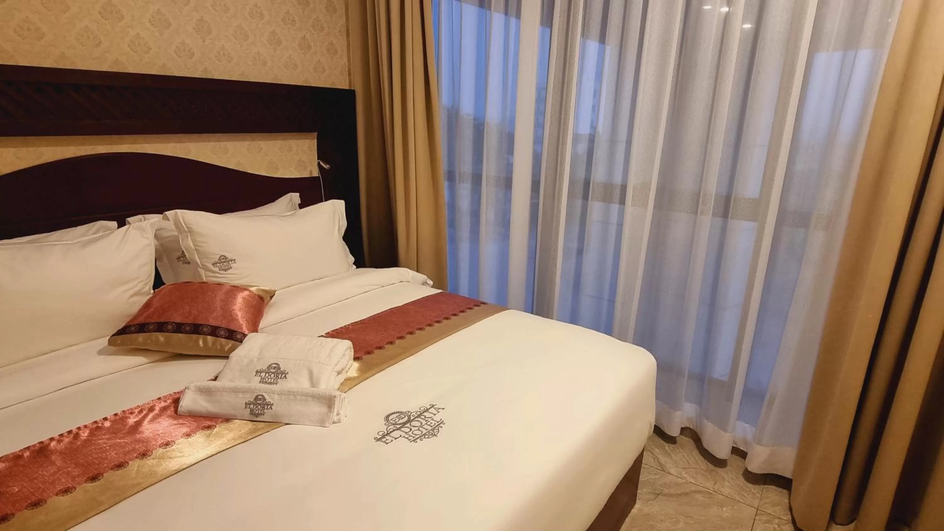 Bedroom, Bed in El Doria Hotel