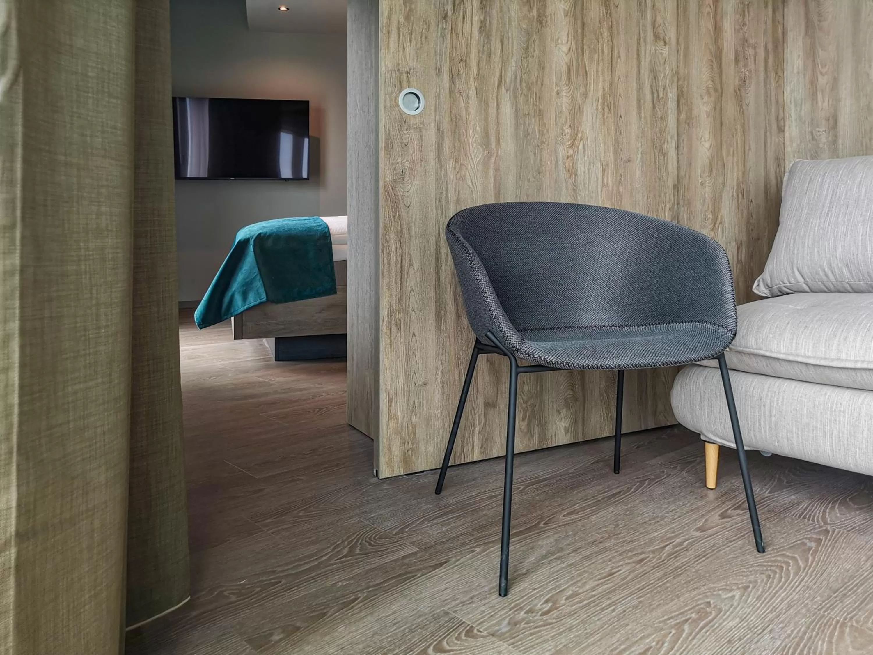 Photo of the whole room in H24 Stadthotel Bernau