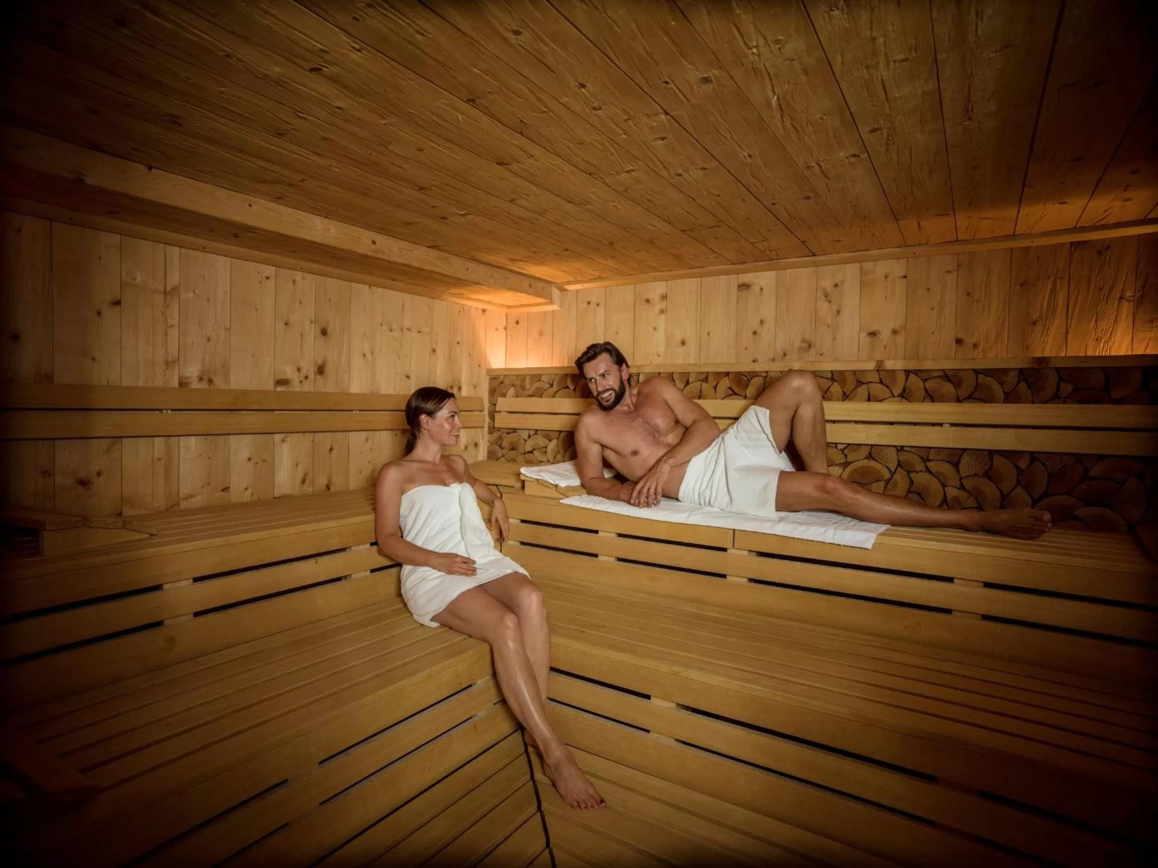 Sauna, Guests in Bio Thermalhotel Falkenhof