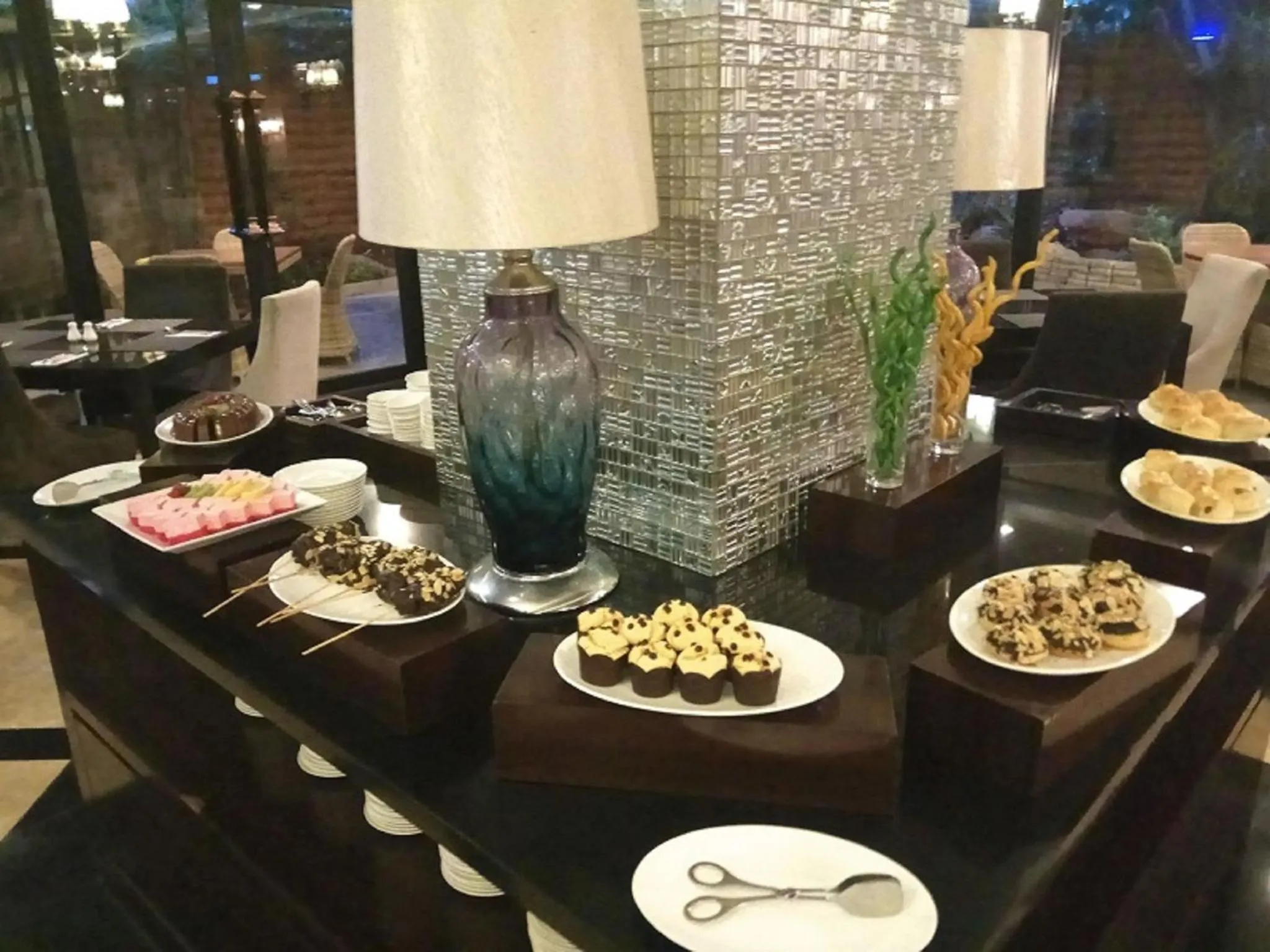 Buffet breakfast, Restaurant/Places to Eat in Amaroossa Grande