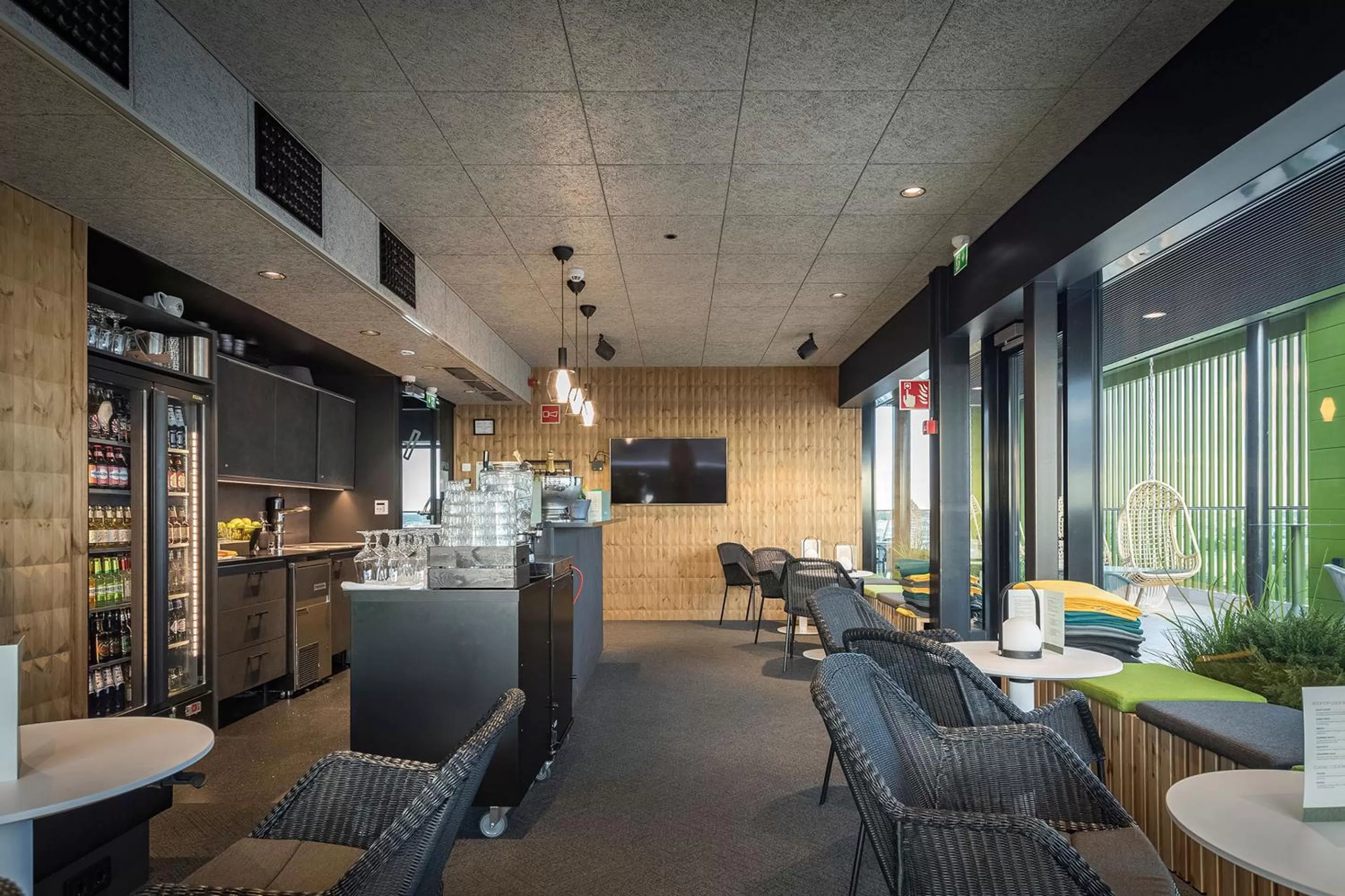 Lounge or bar in Original Sokos Hotel Kupittaa