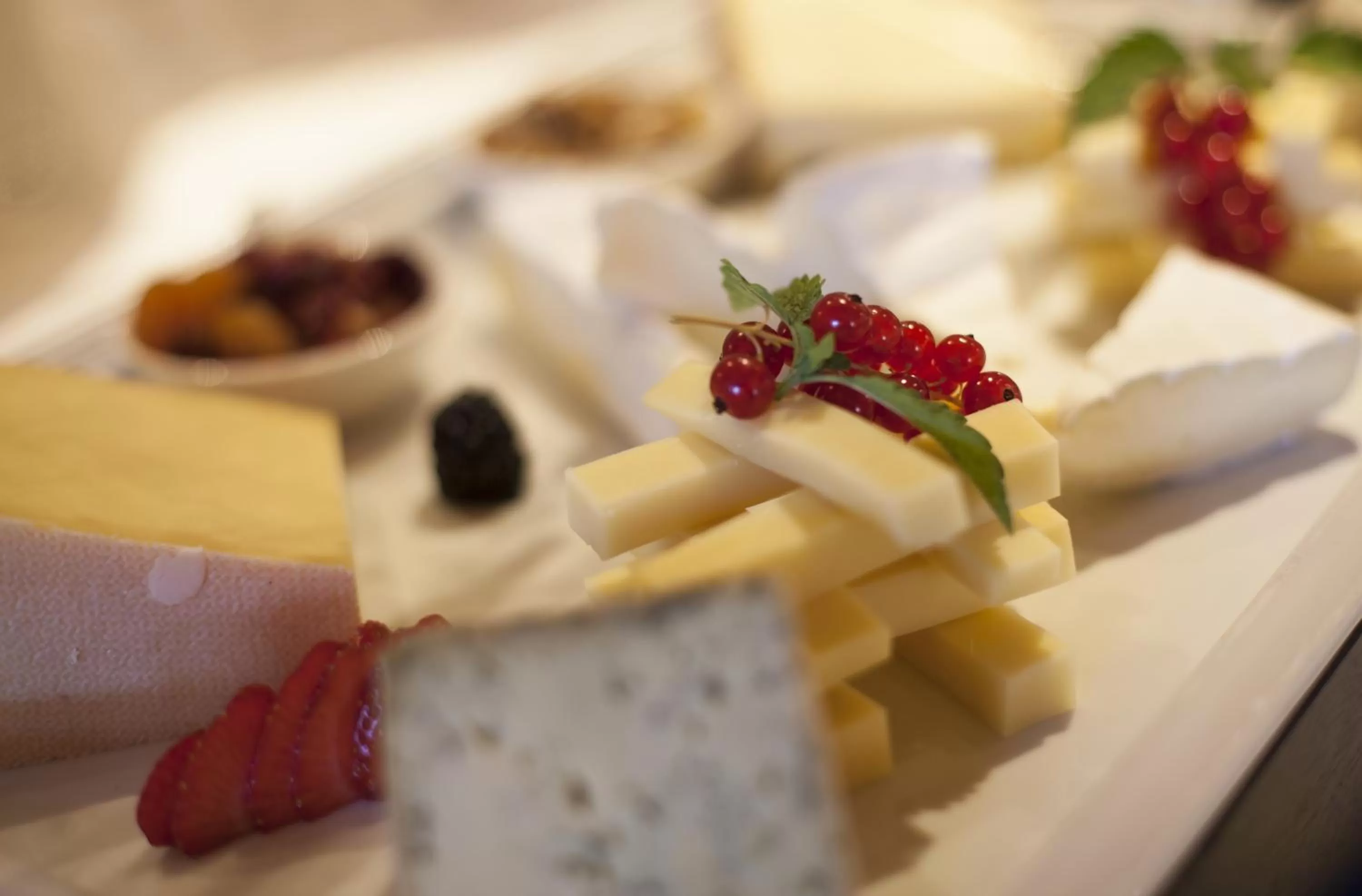 Buffet breakfast in Boutique-Hotel Garni Bellevue Davos Wiesen