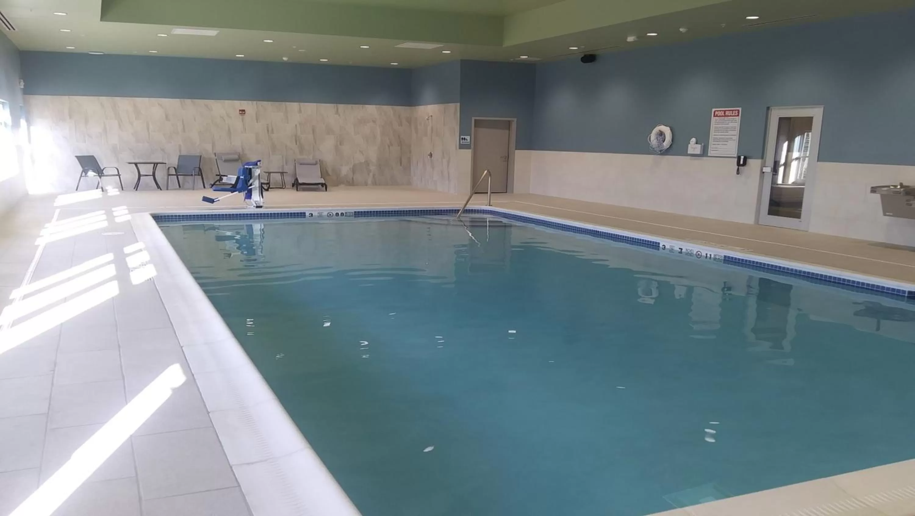 Swimming pool in Holiday Inn Express & Suites Tonawanda - Buffalo Area by IHG