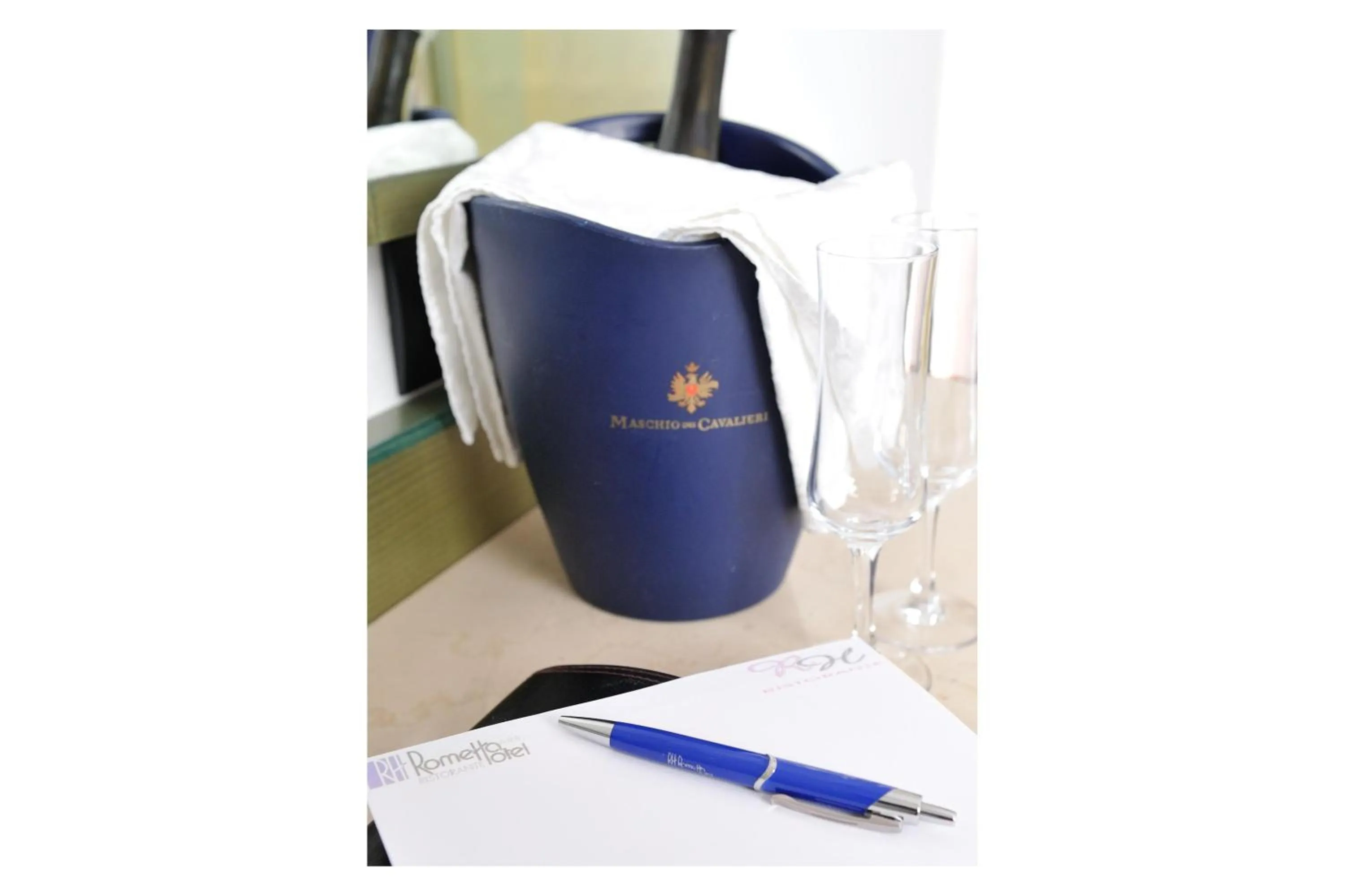 Decorative detail in Rometta Hotel