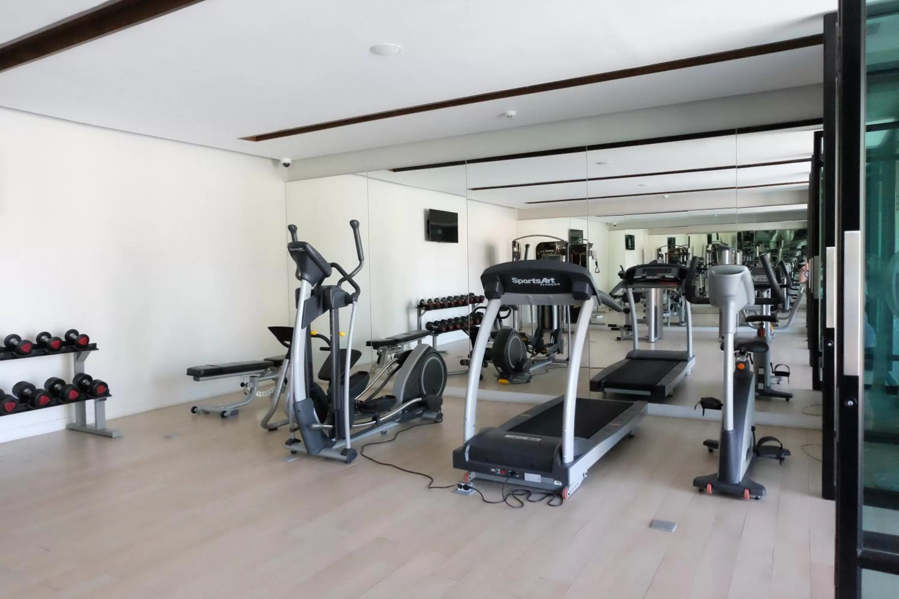 Fitness centre/facilities in Season Five Hotel