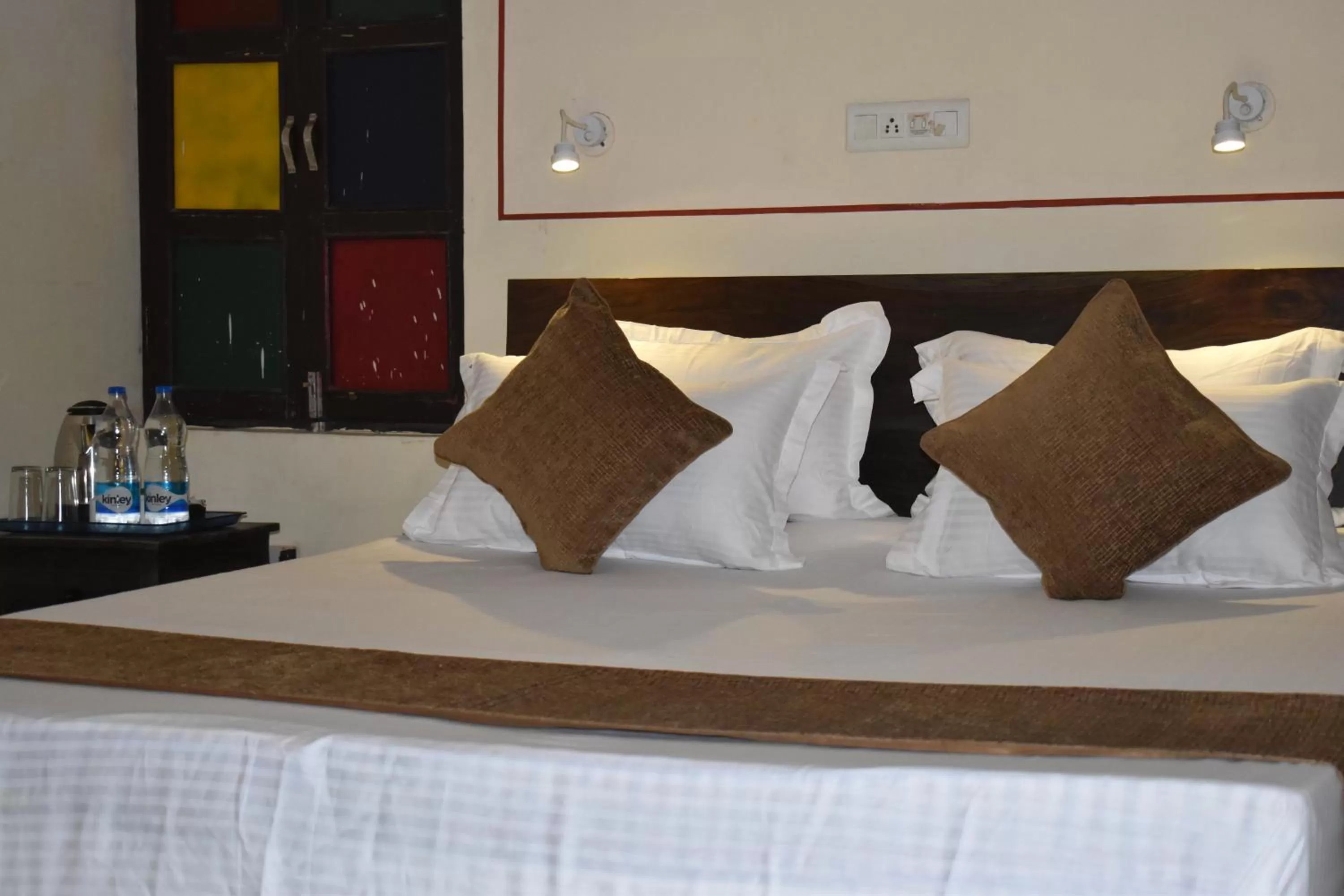 Bedroom, Bed in Hotel Nawal Sagar Palace - Bundi