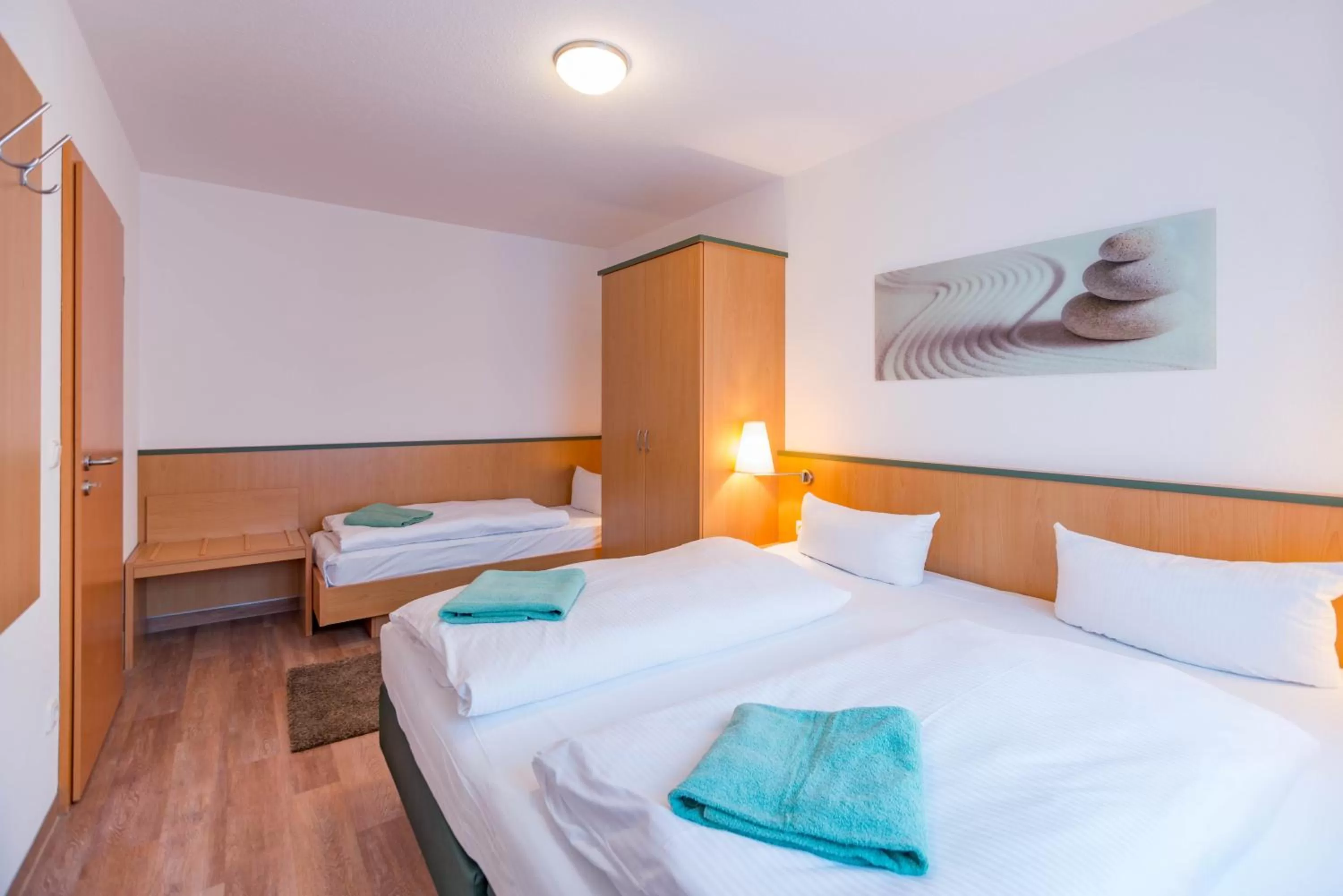 Photo of the whole room, Bed in Am Weststrand Apartmenthaus Waldeck