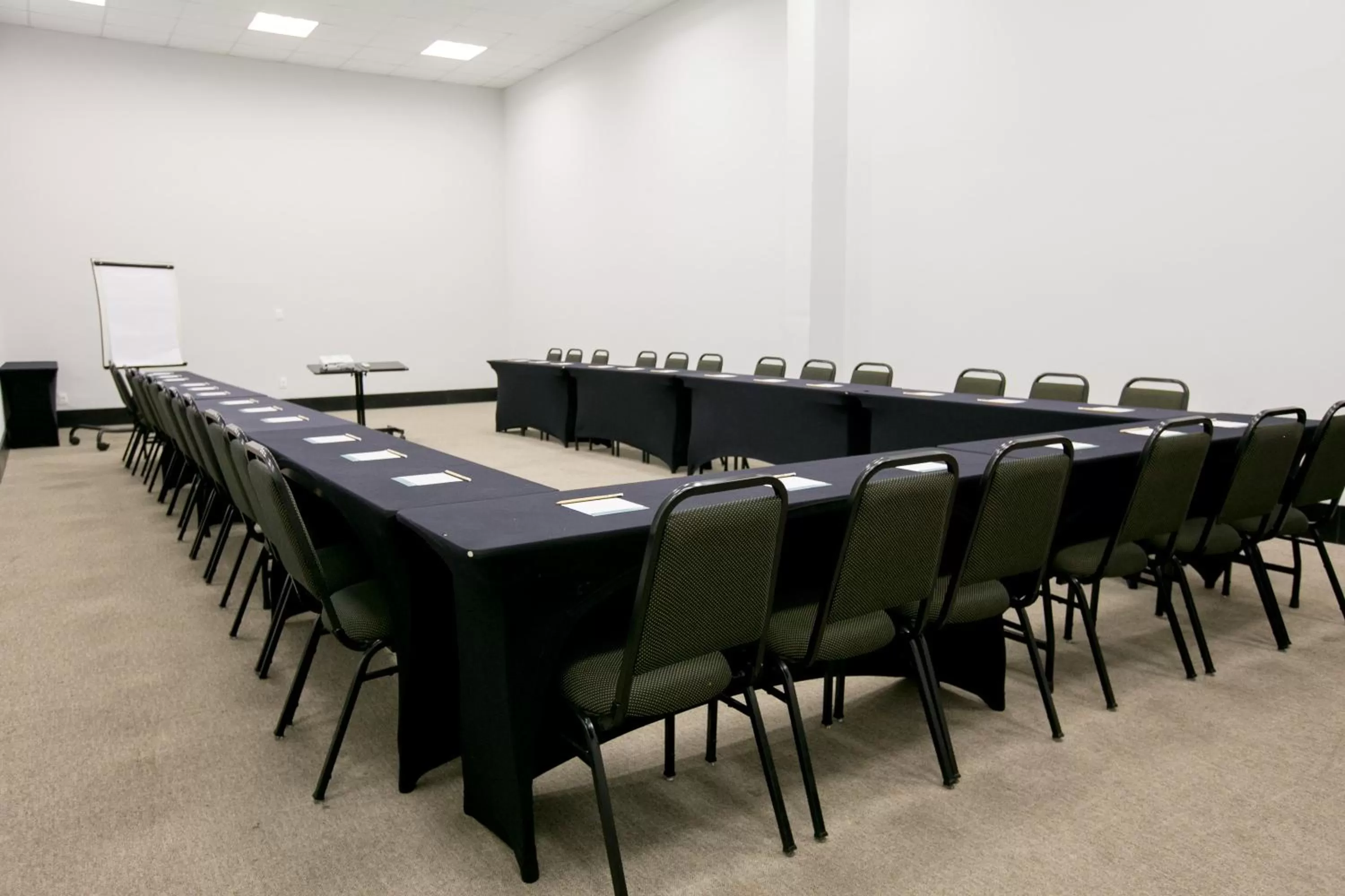 Meeting/conference room in Slim Cuiabá Aeroporto
