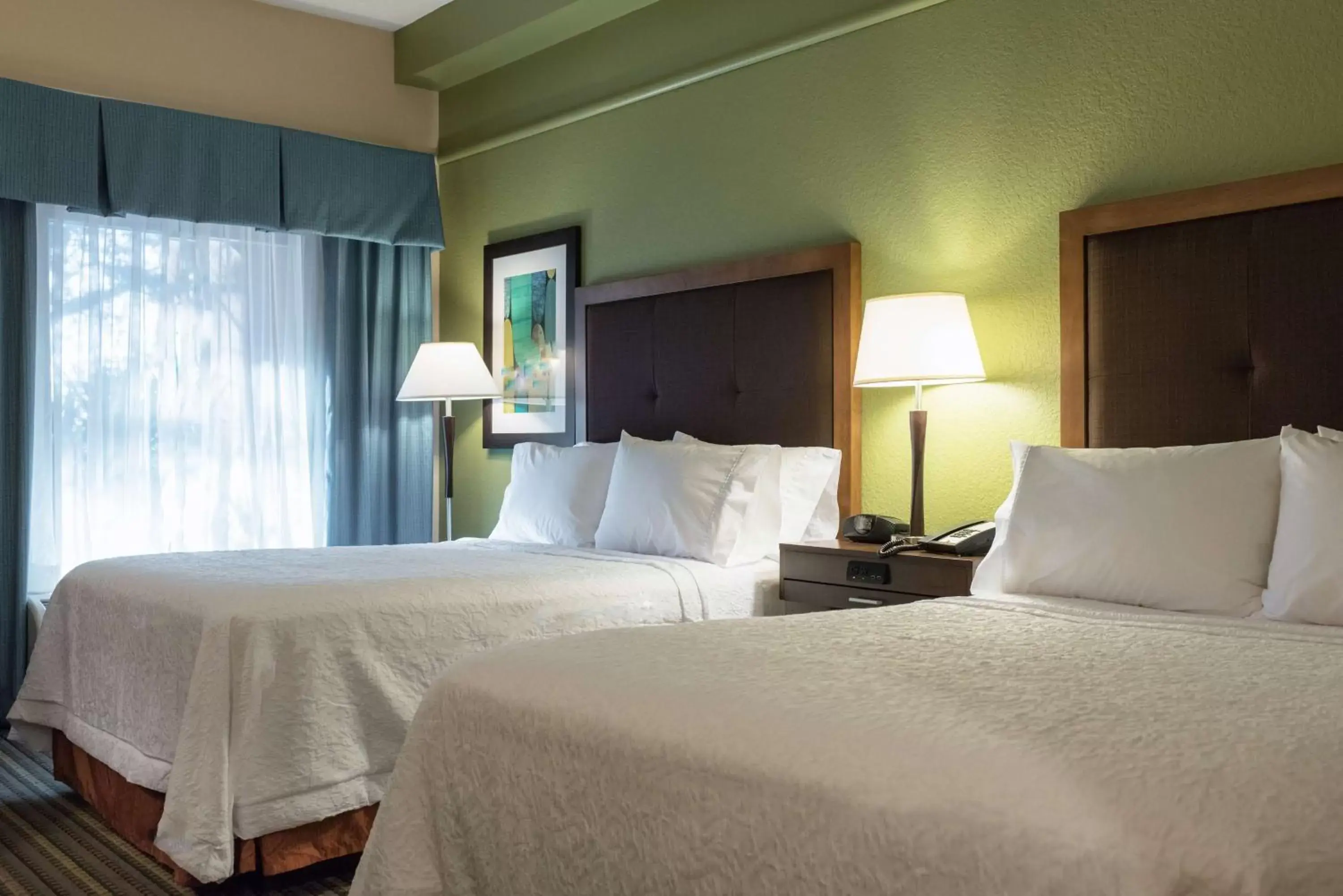 Queen Room with Two Queen Beds - Smoking in Hampton Inn Brooksville Dade City Queen Room with Two Queen Beds - Smoking in Hampton Inn Brooksville Dade City