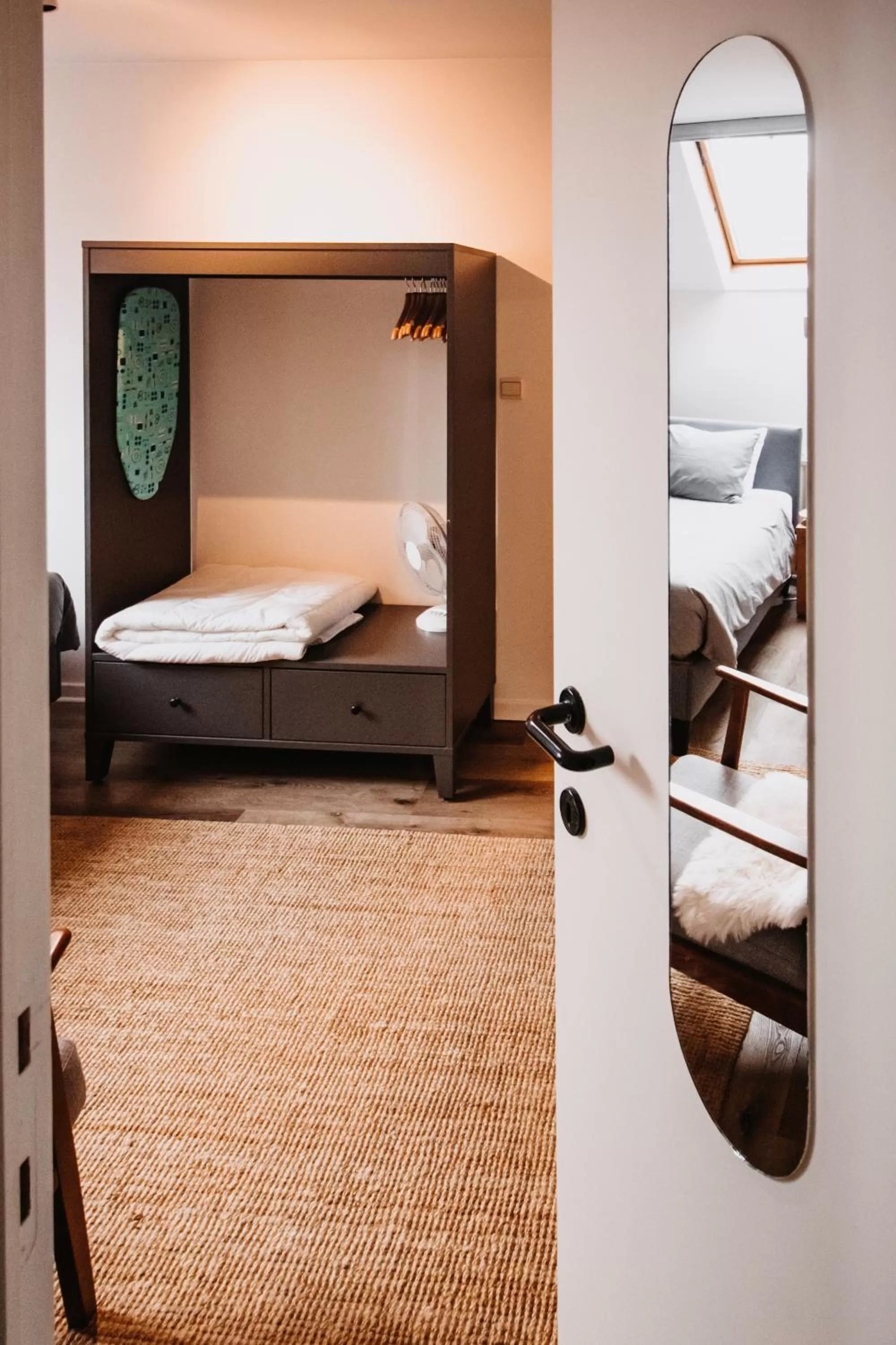 Photo of the whole room, Bed in Super central in Brussels