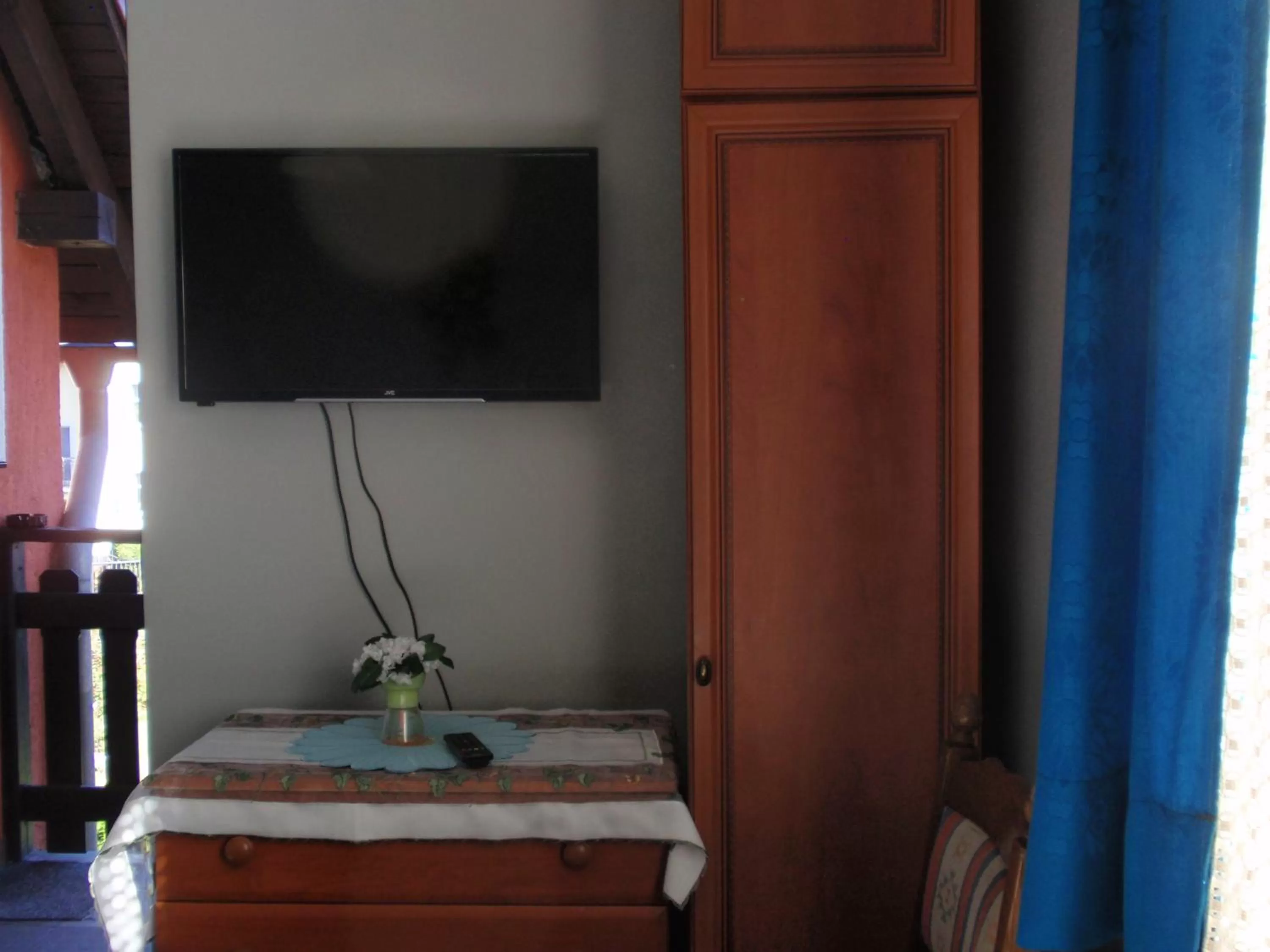 TV and multimedia, TV/Entertainment Center in Noclegi16