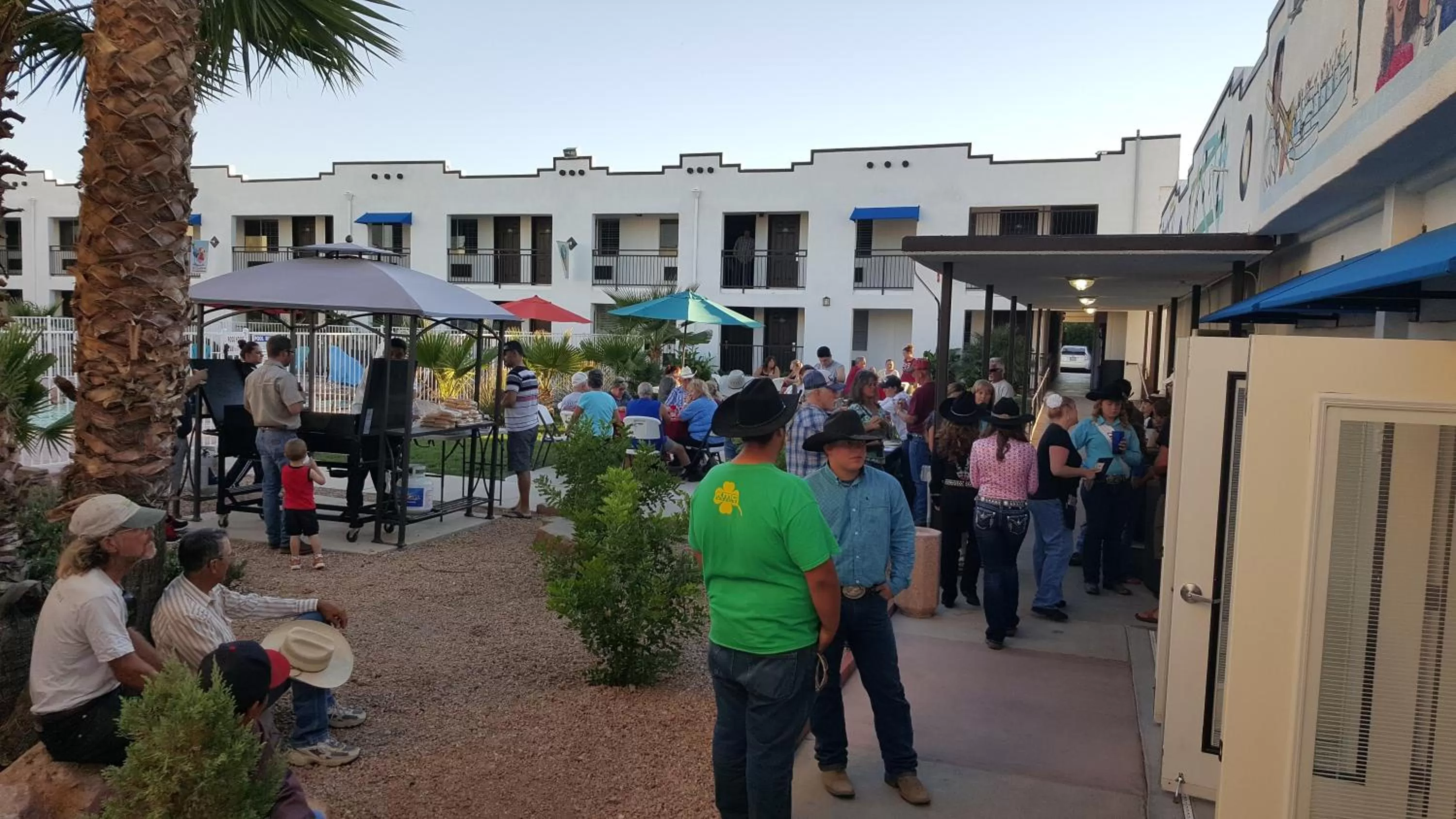 BBQ facilities in Ramada by Wyndham Kingman