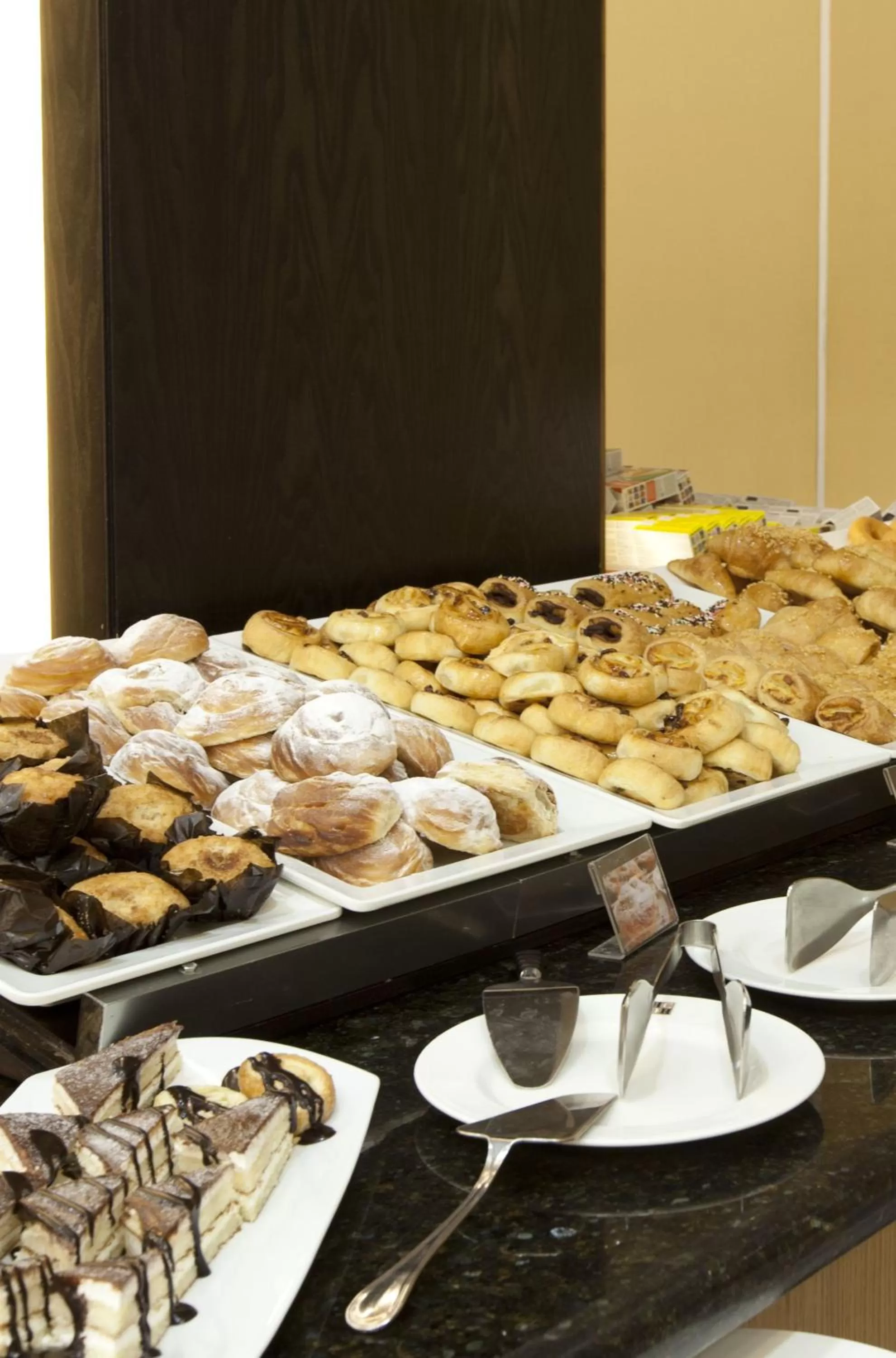Buffet breakfast in Hotel Cordoba Center