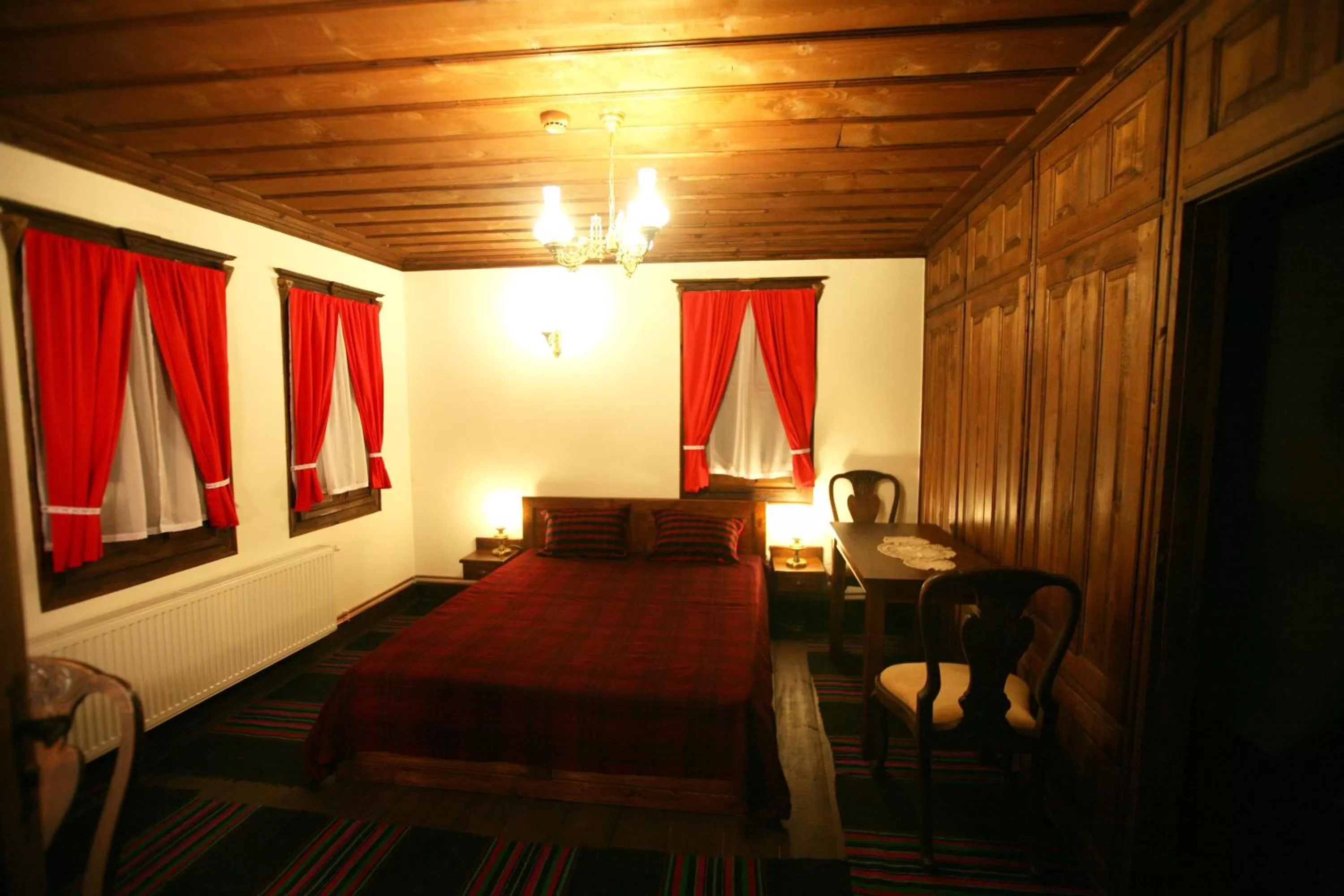 Bed in Djudjeva Kyshta Hotel