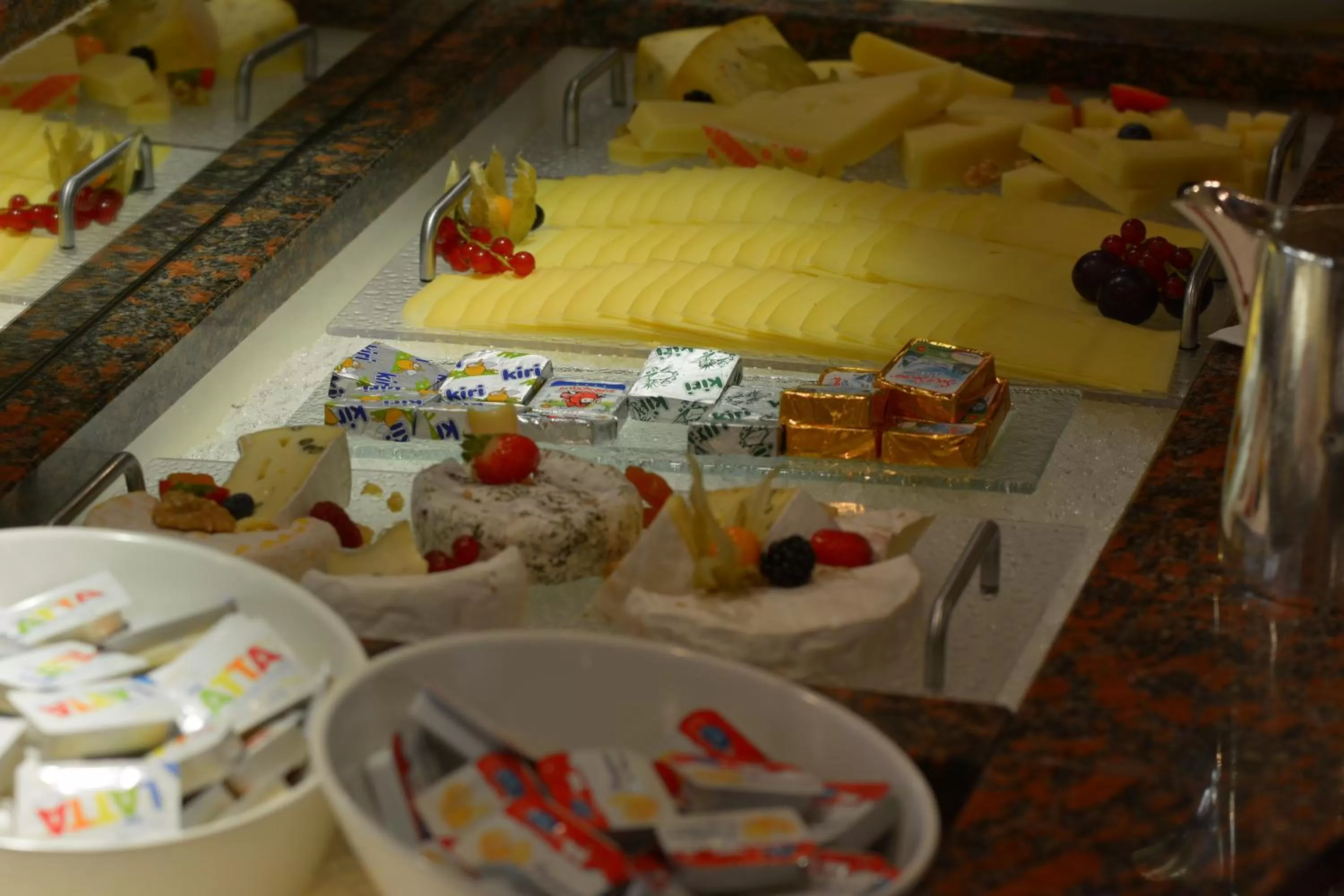 Food and drinks in Romantik Hotel Schweizerhof