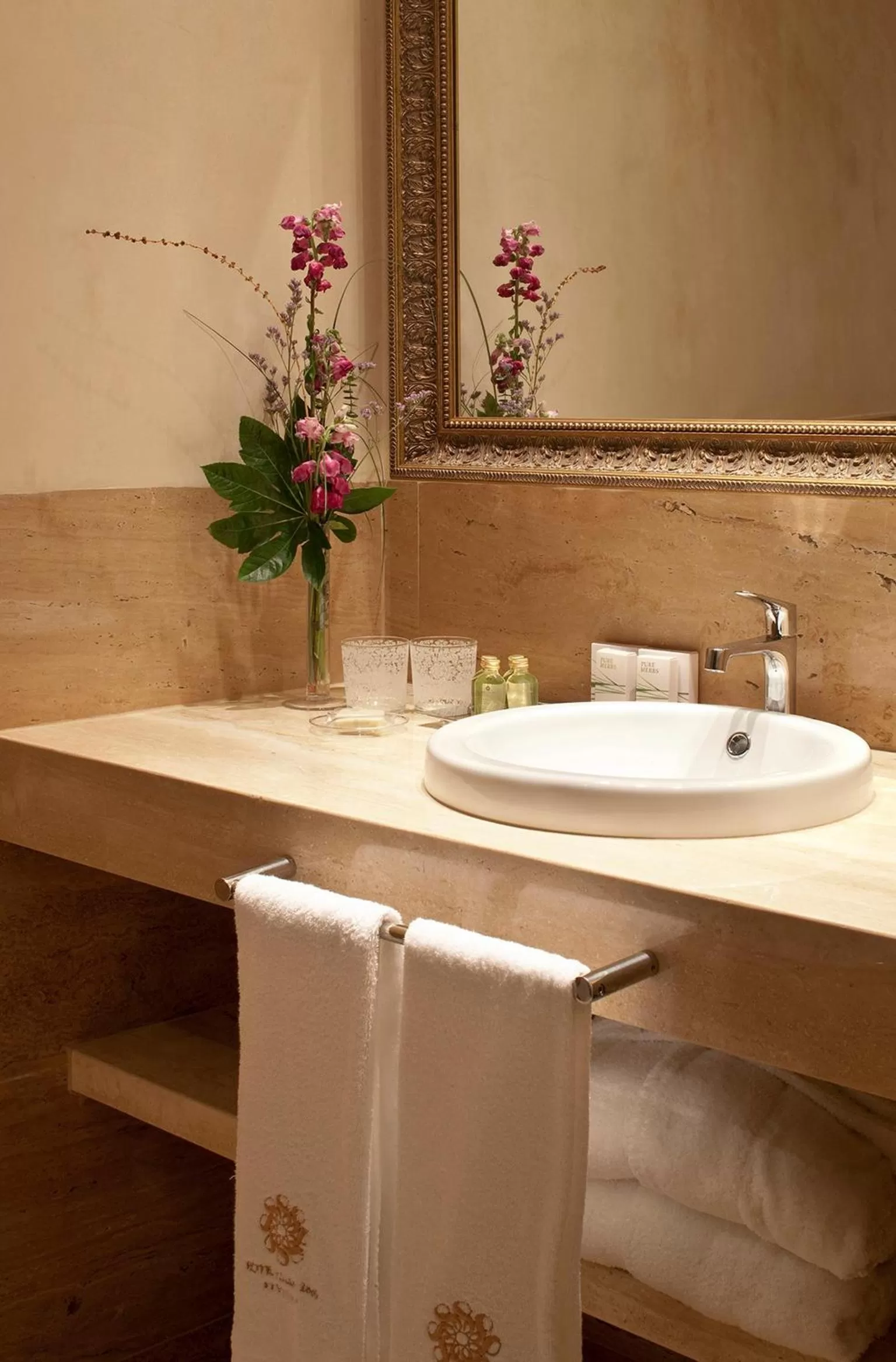 Bathroom in Hotel Casa 1800 Sevilla