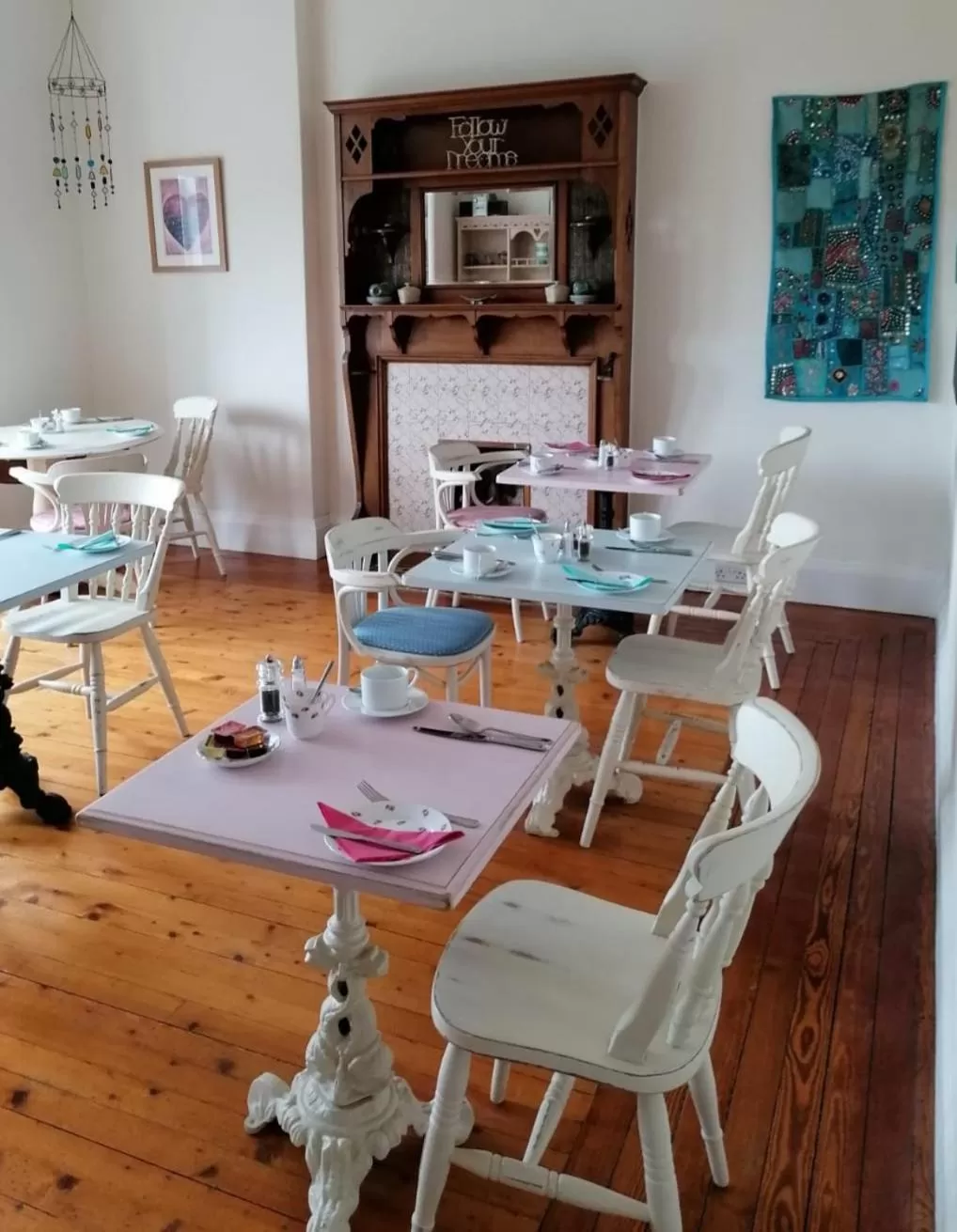 Restaurant/places to eat in Furain