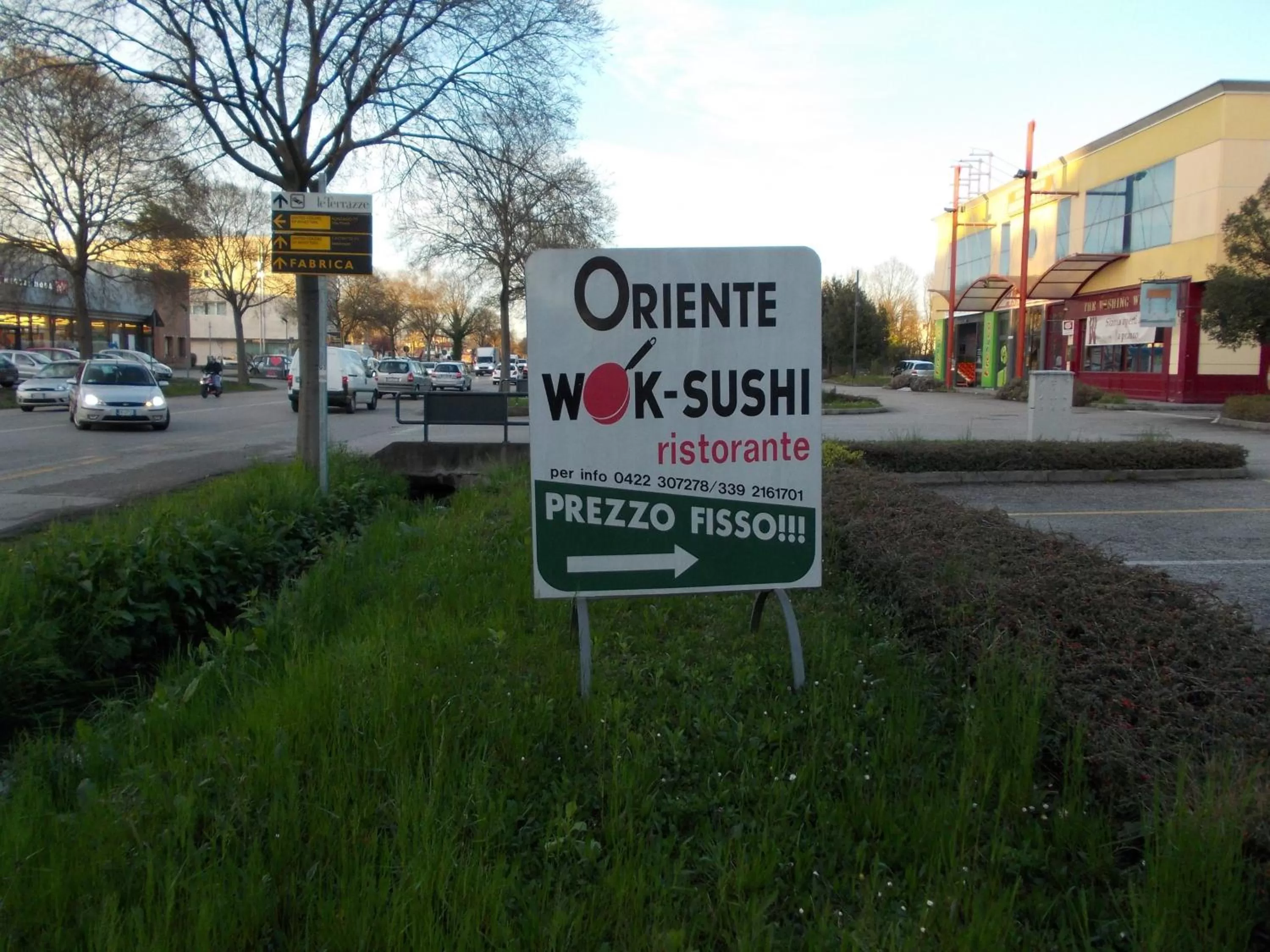 Restaurant/places to eat in Travellers Lodge Bed & Rooms