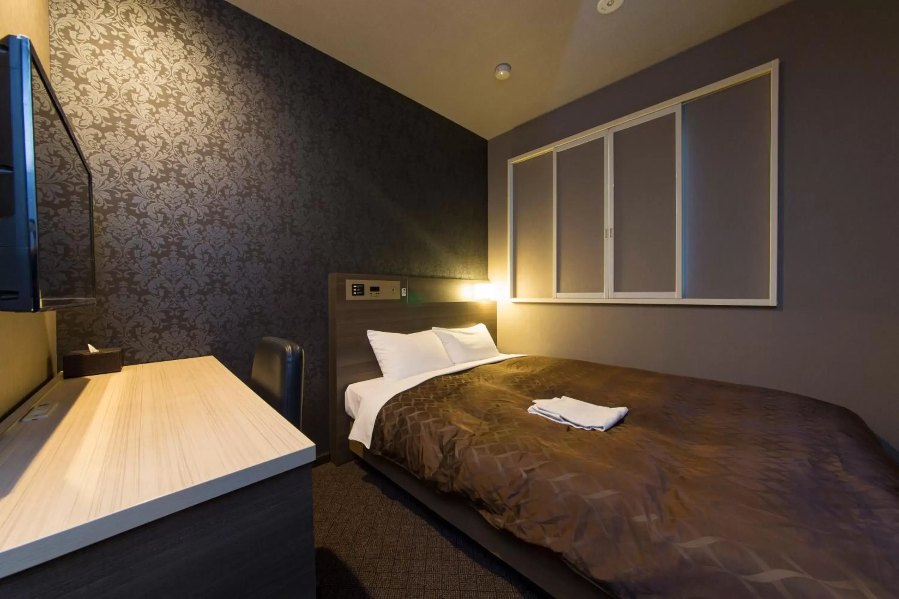 Standard Double Room - Smoking in Sanco Inn Nagoya - Shinkansenguchi Standard Double Room - Smoking in Sanco Inn Nagoya - Shinkansenguchi