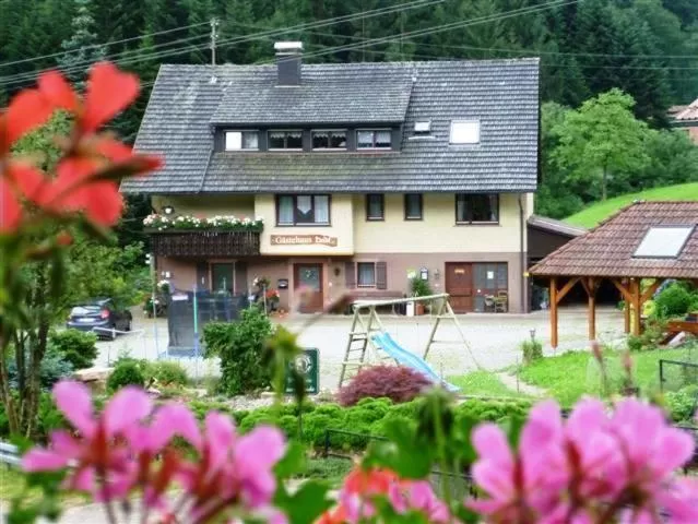 Facade/entrance, Property Building in Gasthaus Zur Linde