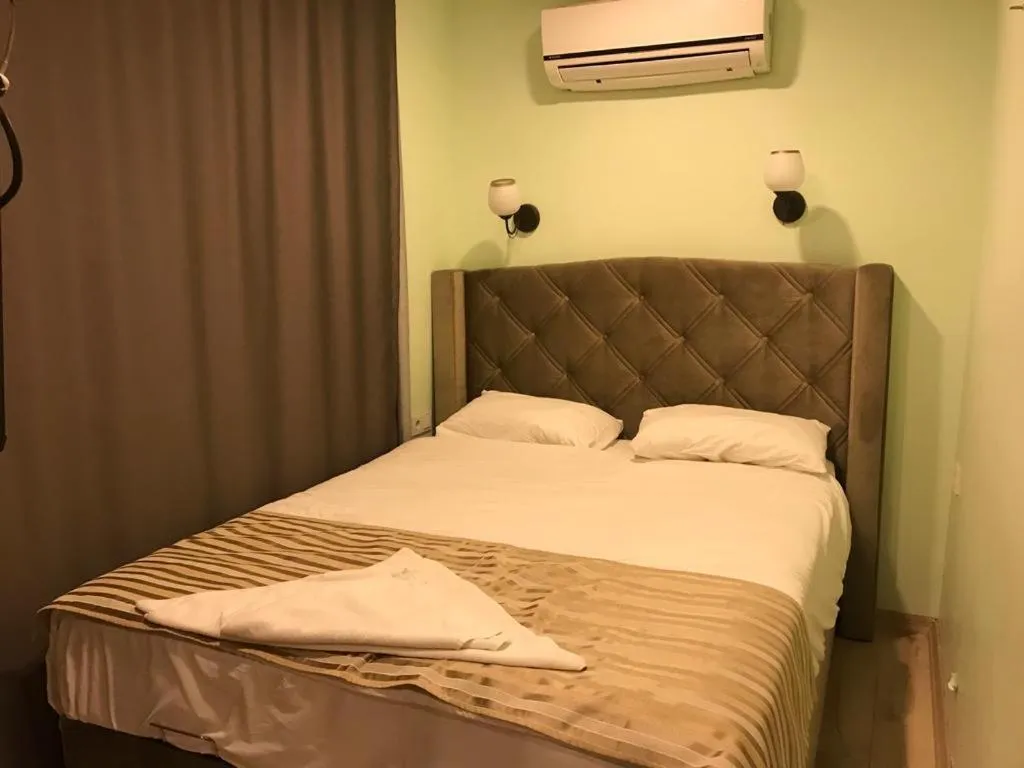 Photo of the whole room in Historial Hotel