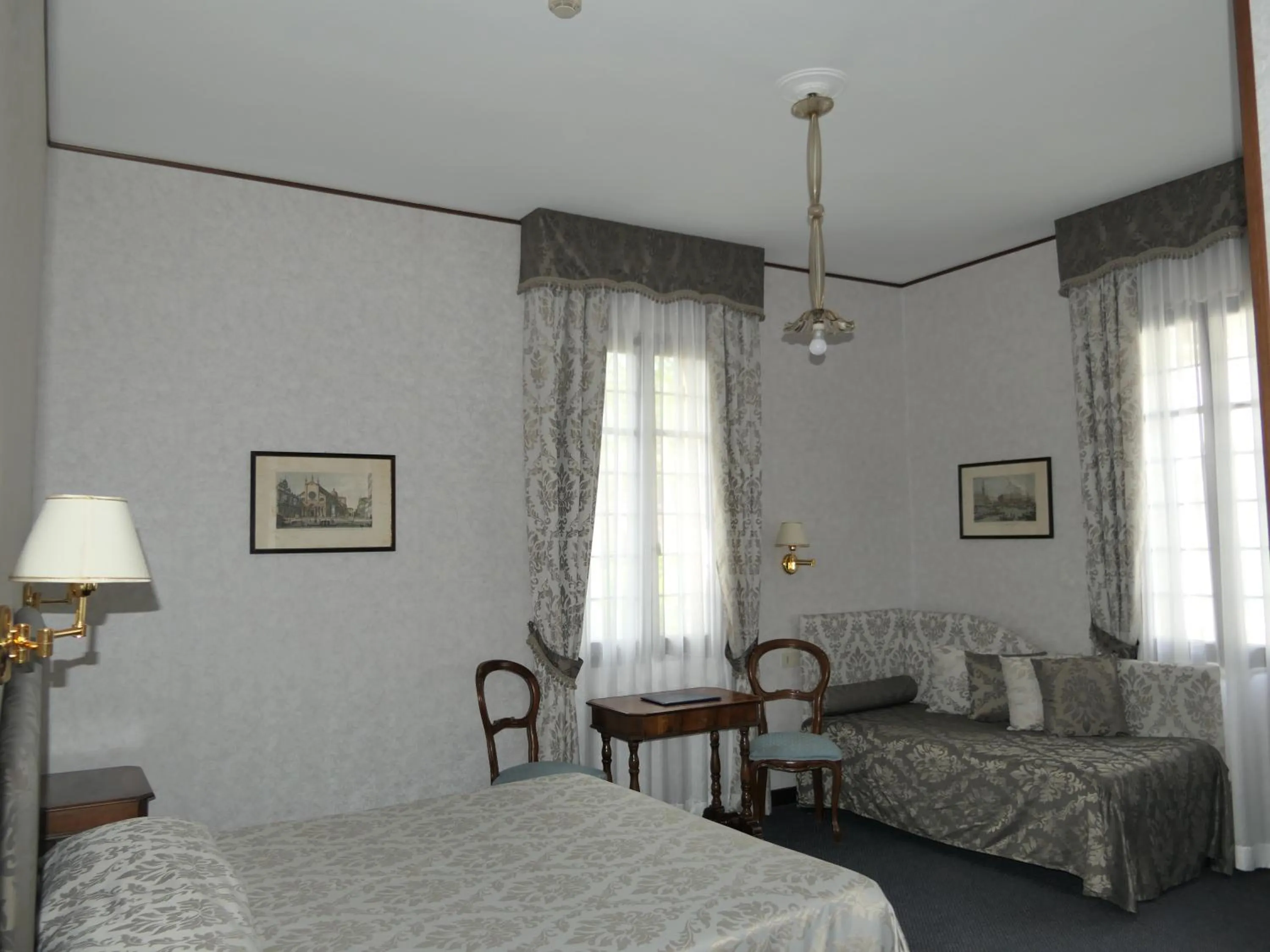 Photo of the whole room, Bed in Hotel La Meridiana