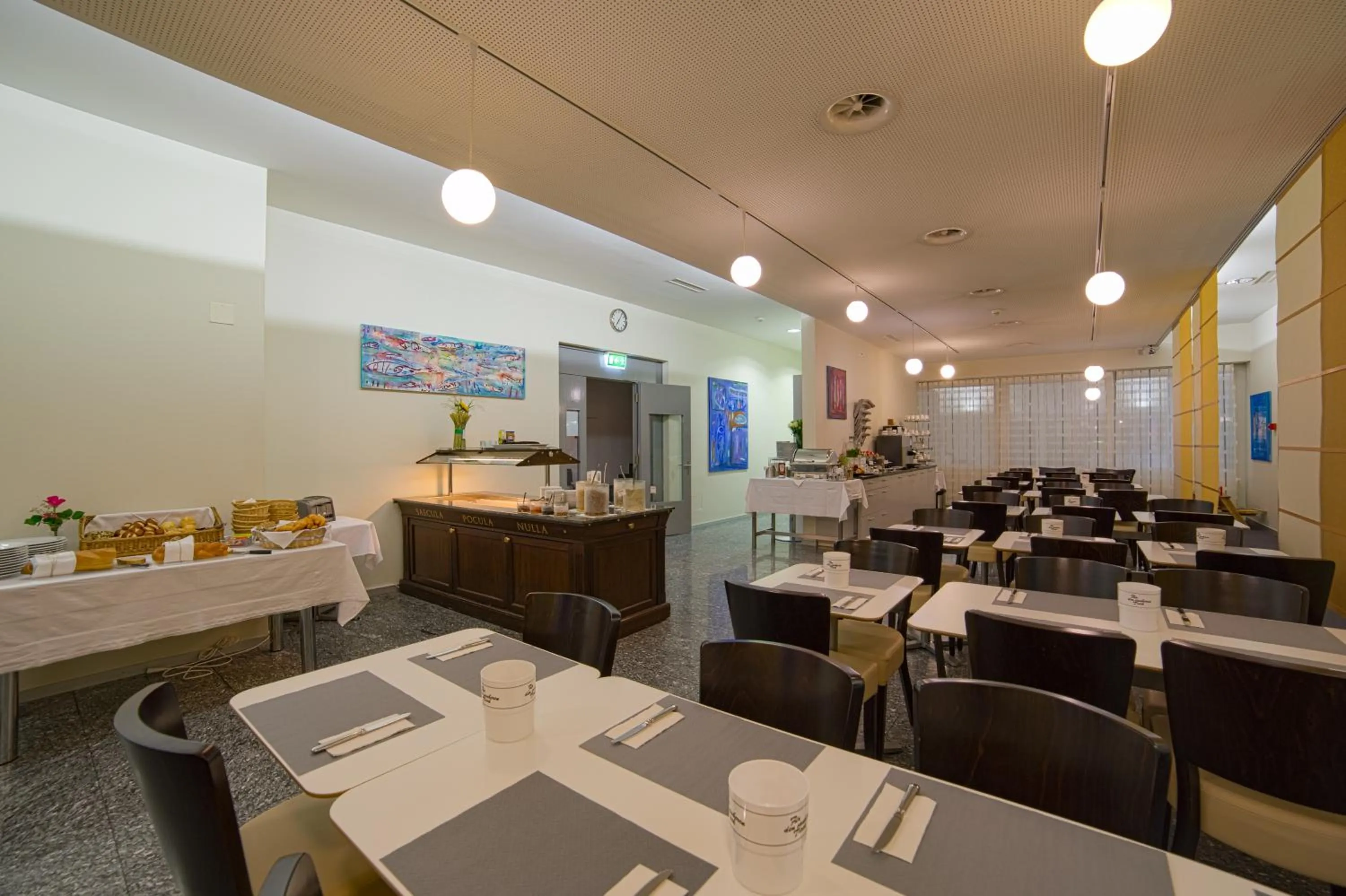 Food and drinks in Hotel Sursee