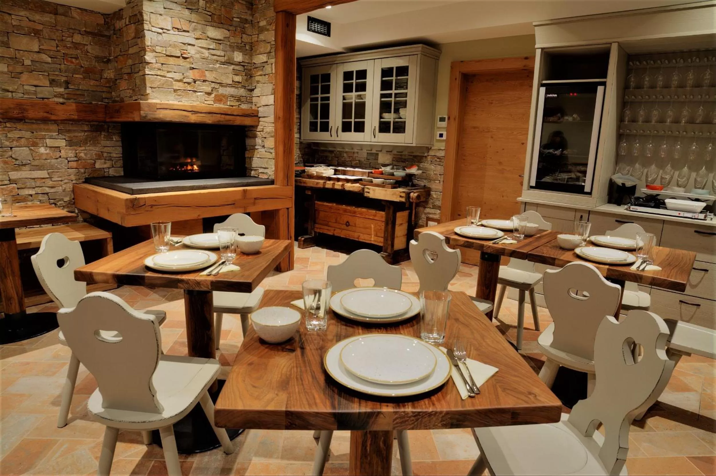 Restaurant/places to eat in Hotel Zamorc