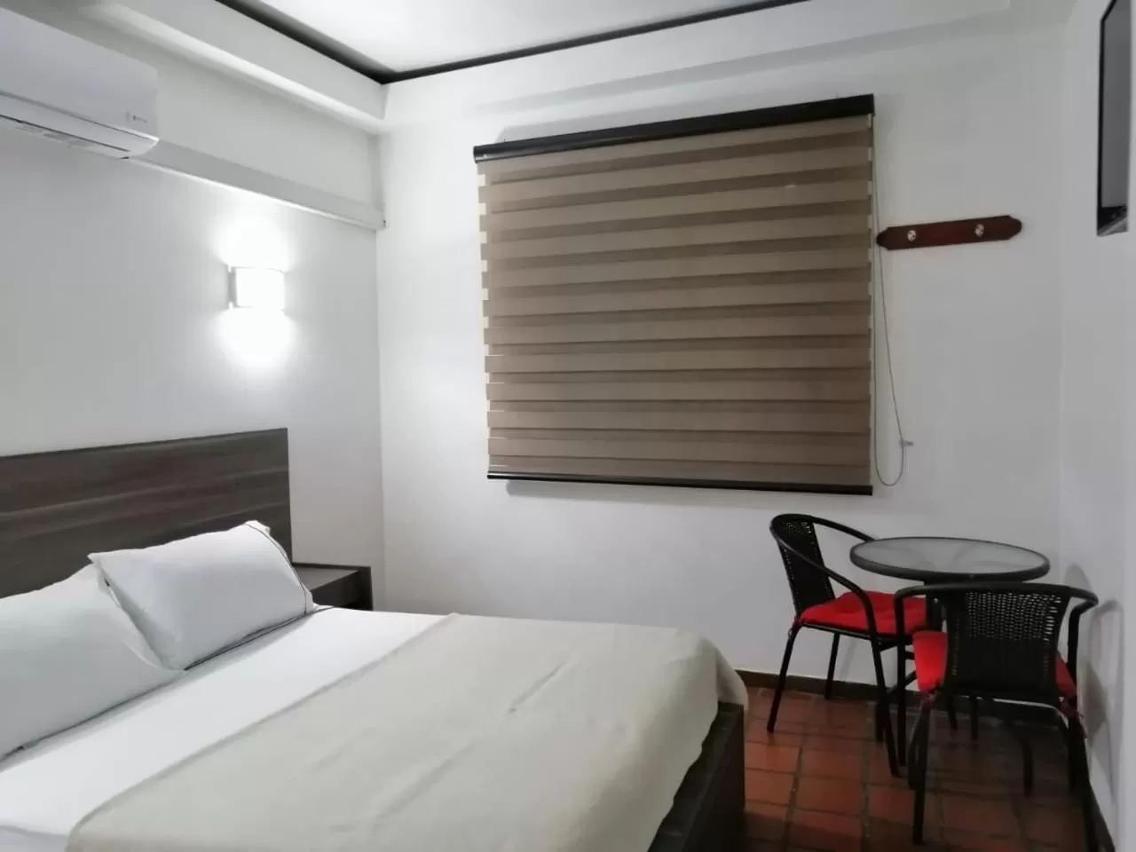 Photo of the whole room, Bed in Hotel 42 Avenida