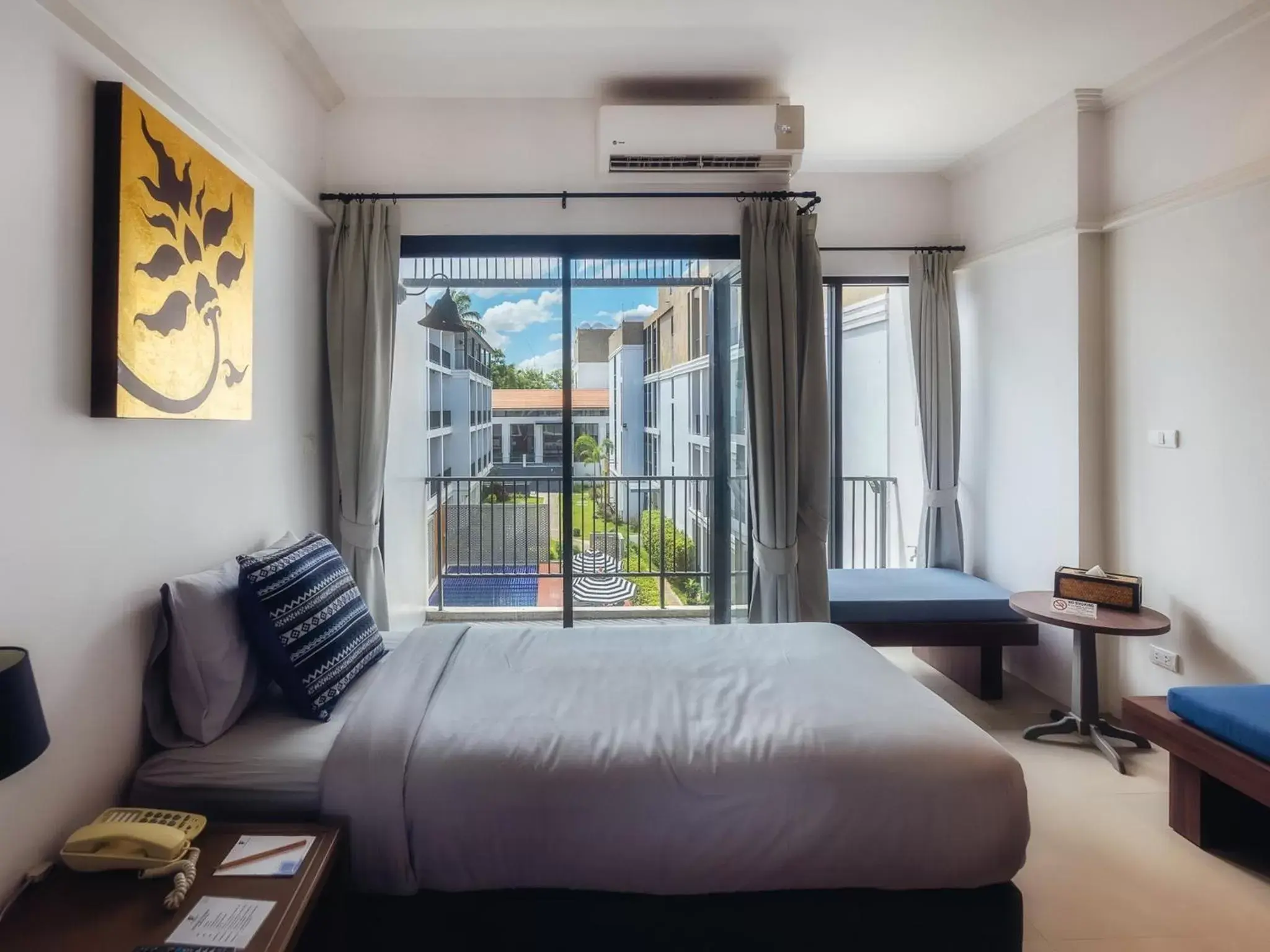 Superior Double or Twin Room with Pool View in Fortune Riverview Hotel Chiang Khong Superior Double or Twin Room with Pool View in Fortune Riverview Hotel Chiang Khong