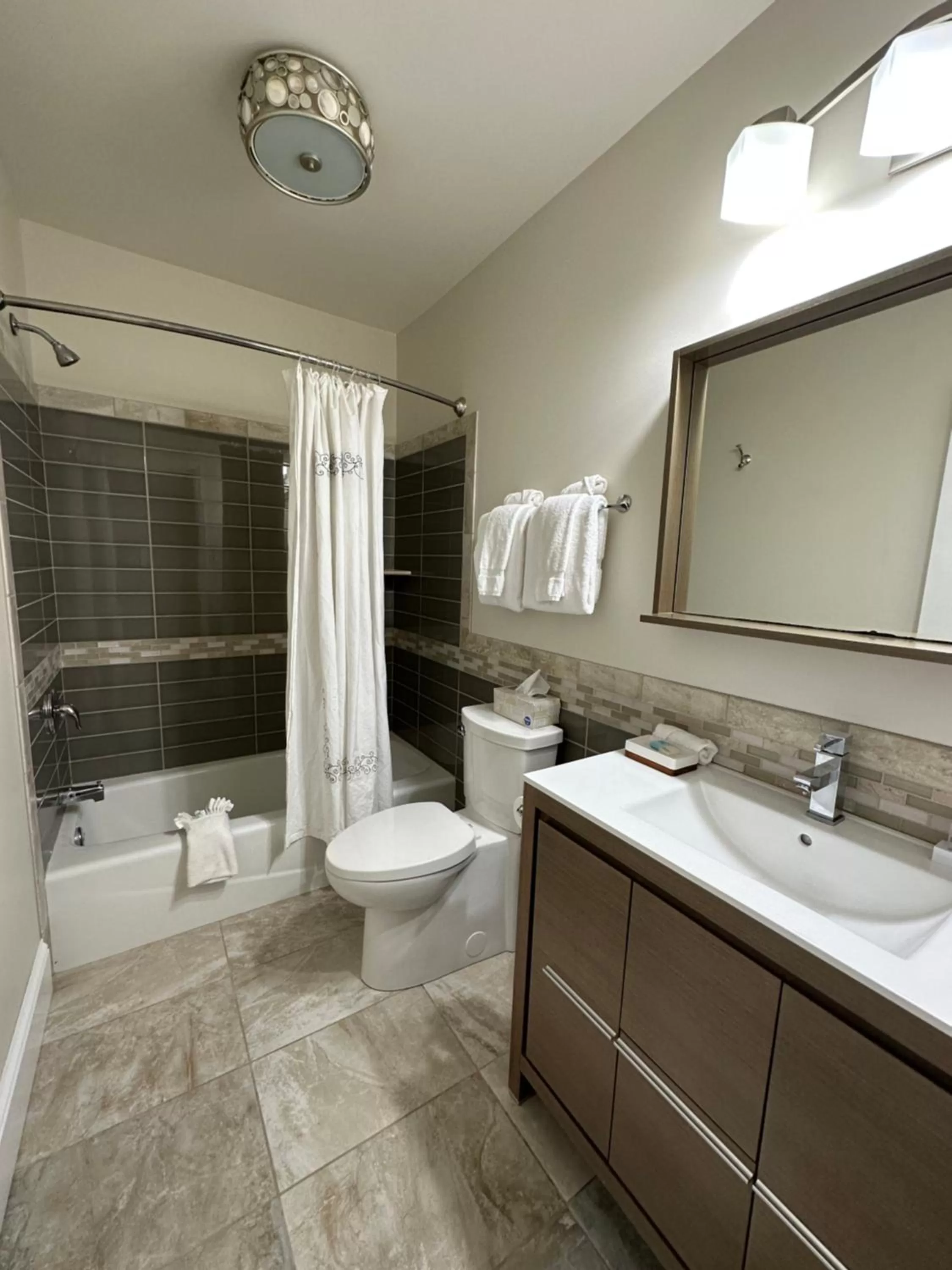 Bathroom in Elaine's Cape May Boutique Hotel