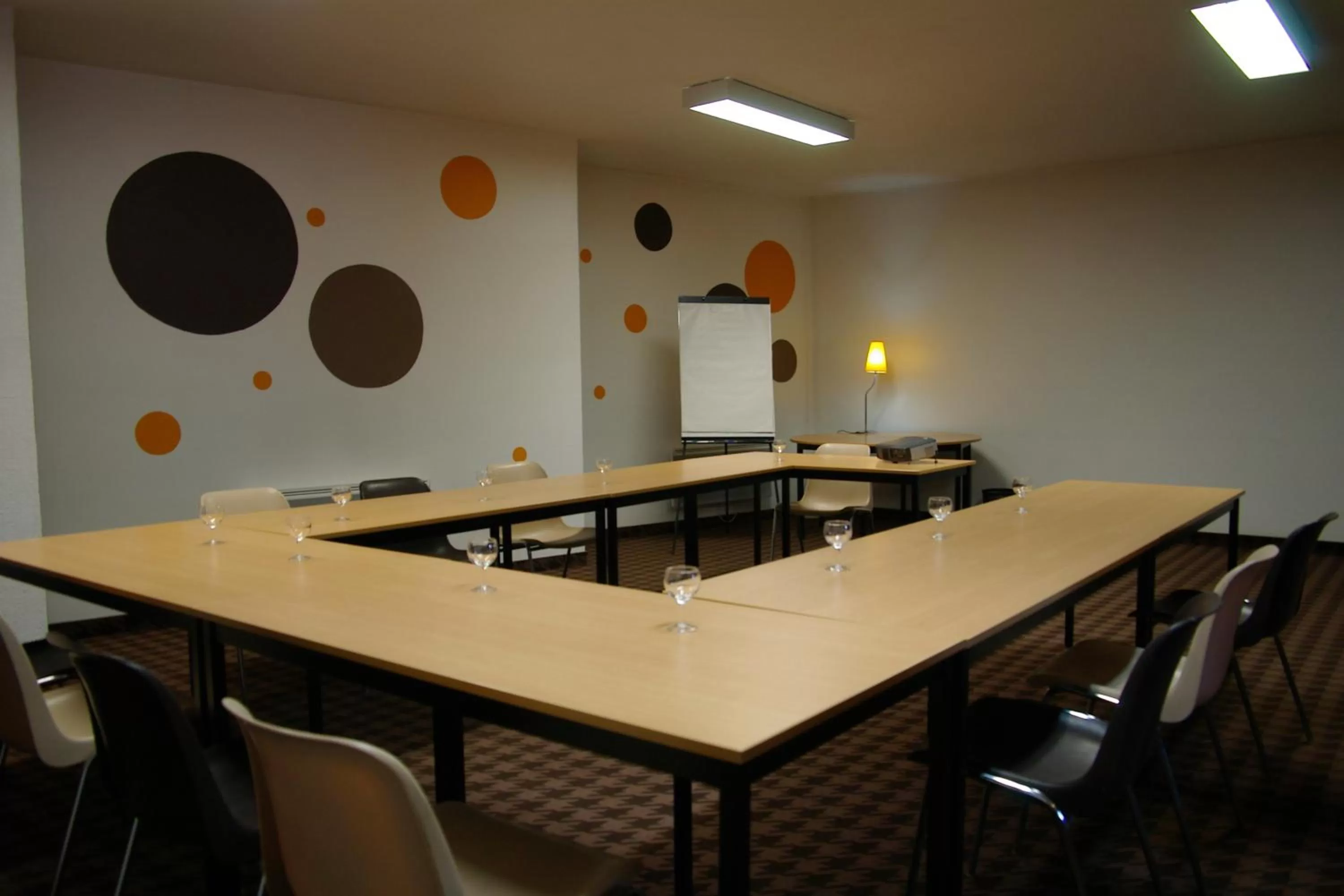 Meeting/conference room in Logis Hôtel Burnichon