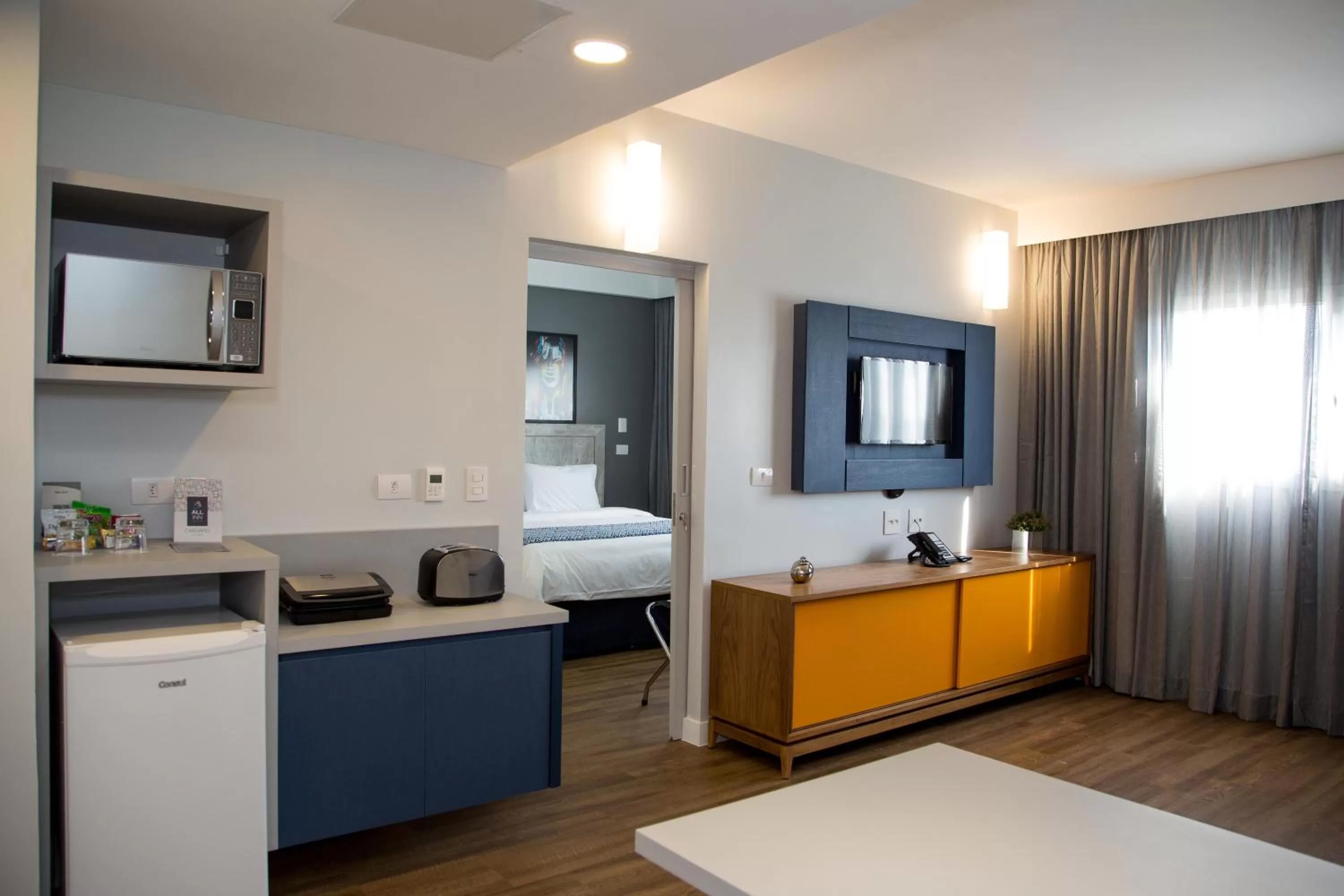 Living room, Bed in All Inn Sorocaba