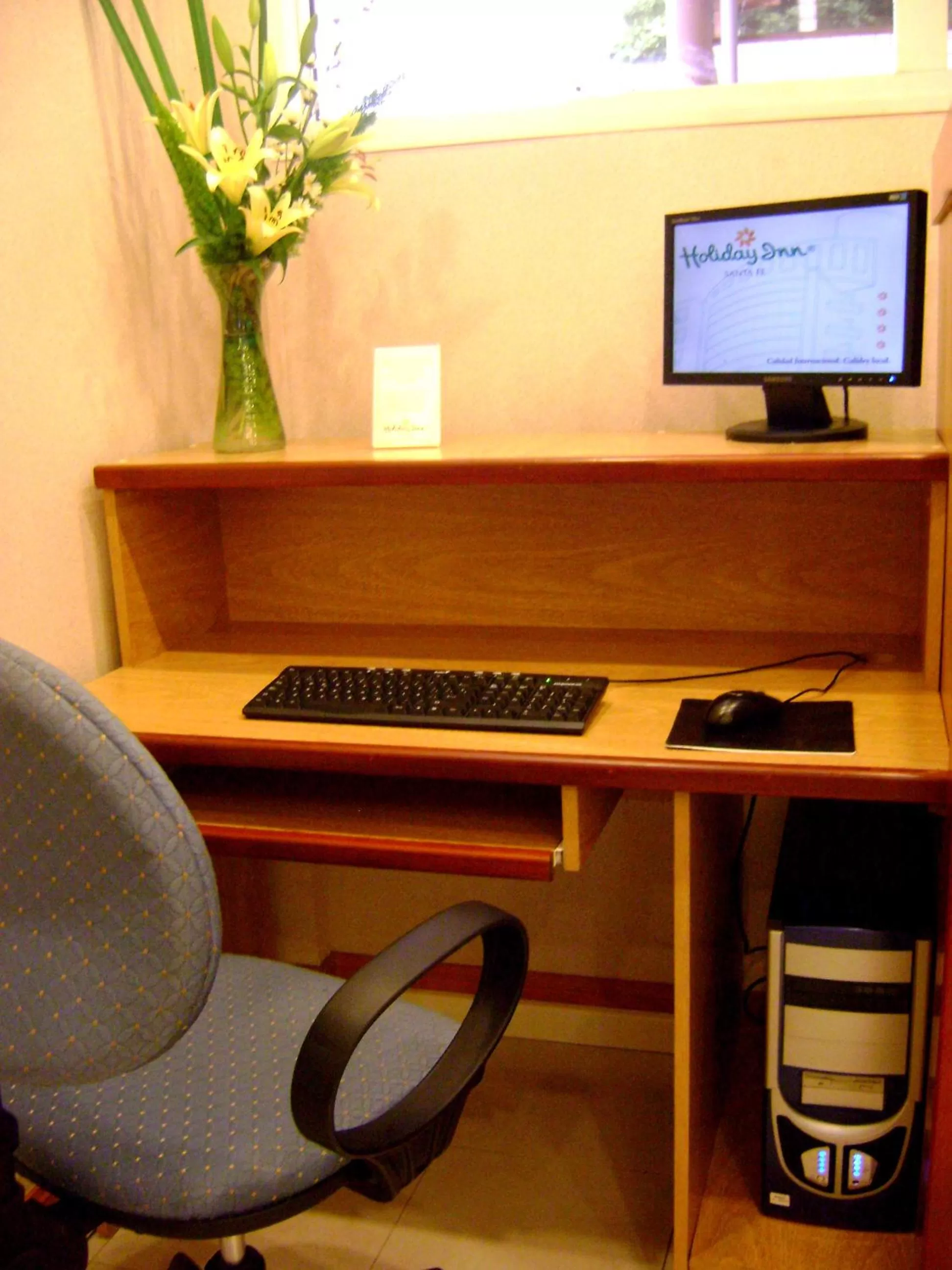 Business facilities in InterTower Hotel