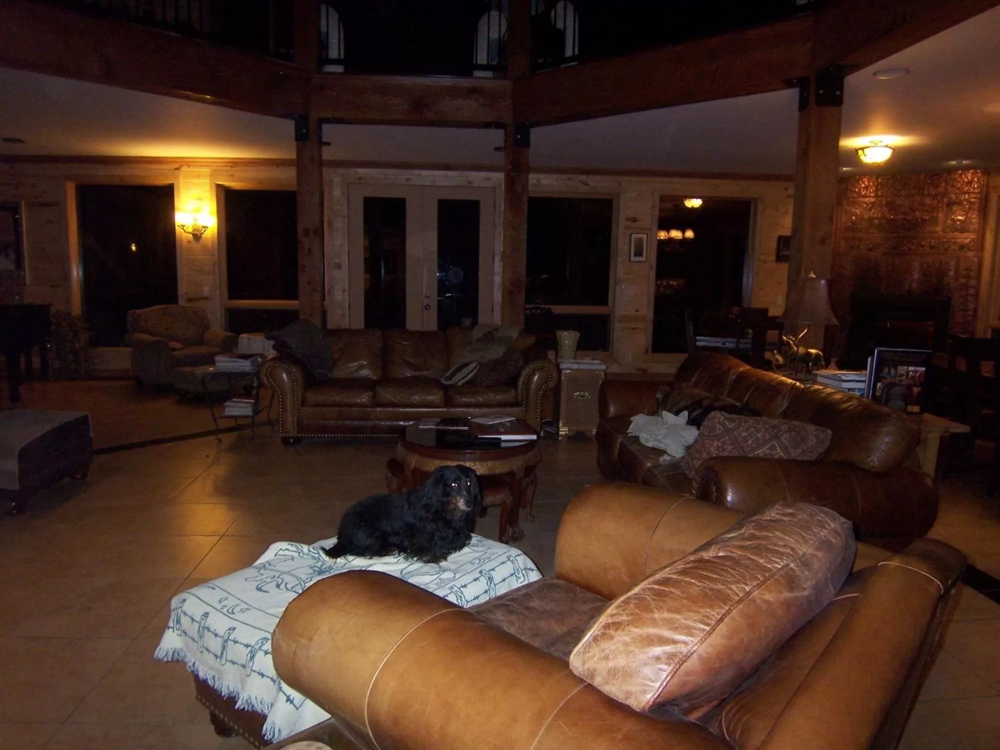 Communal lounge/ TV room in Elktrace Bed and Breakfast