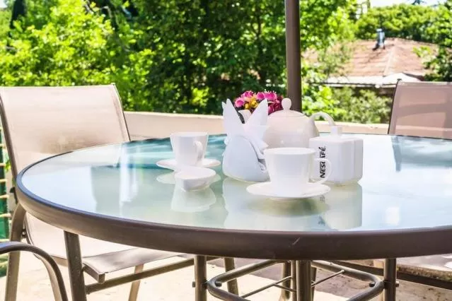 Breakfast in Shatell