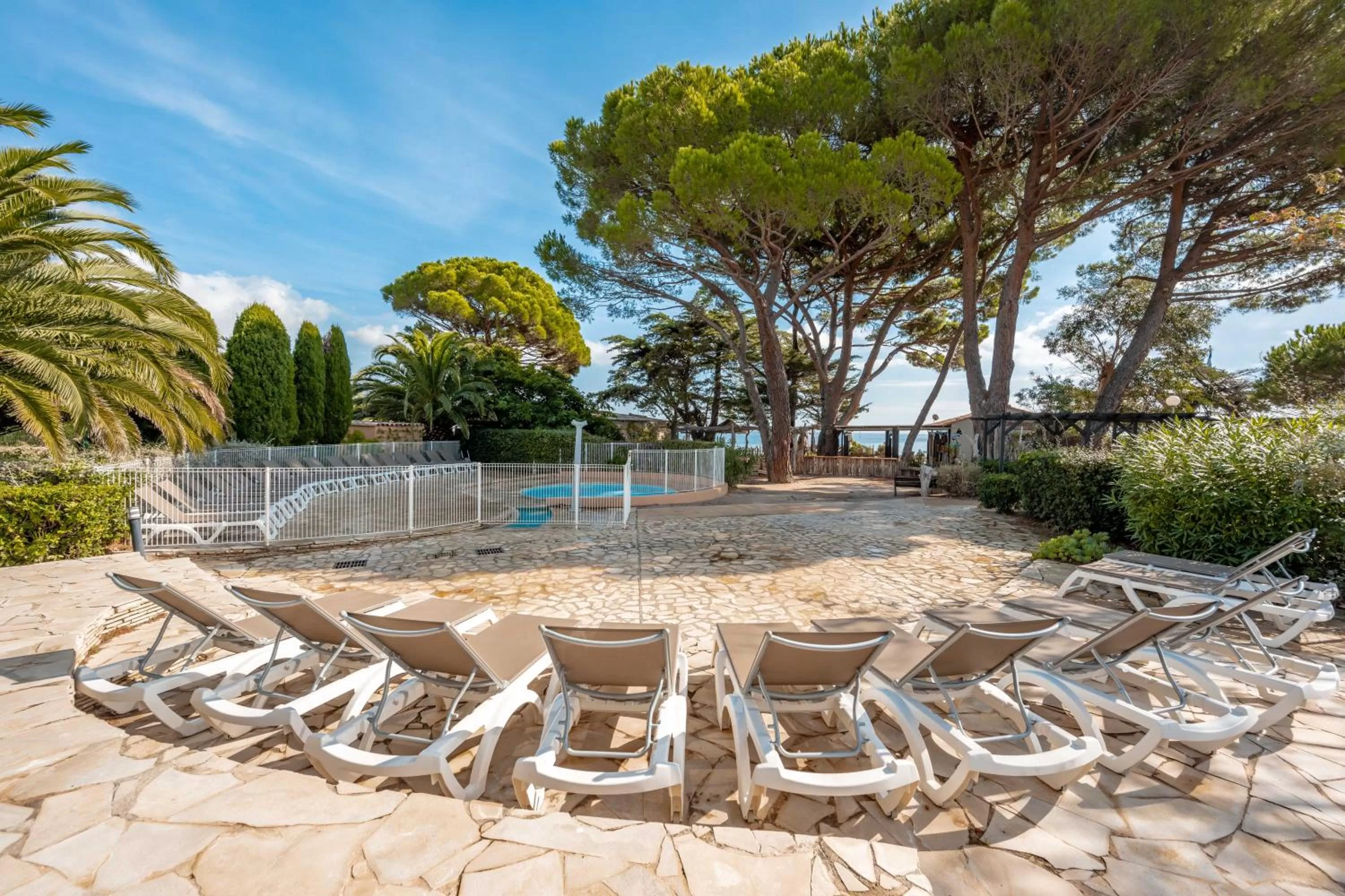 Spring in Résidence Pierre & Vacances L’Anse De Pramousquier