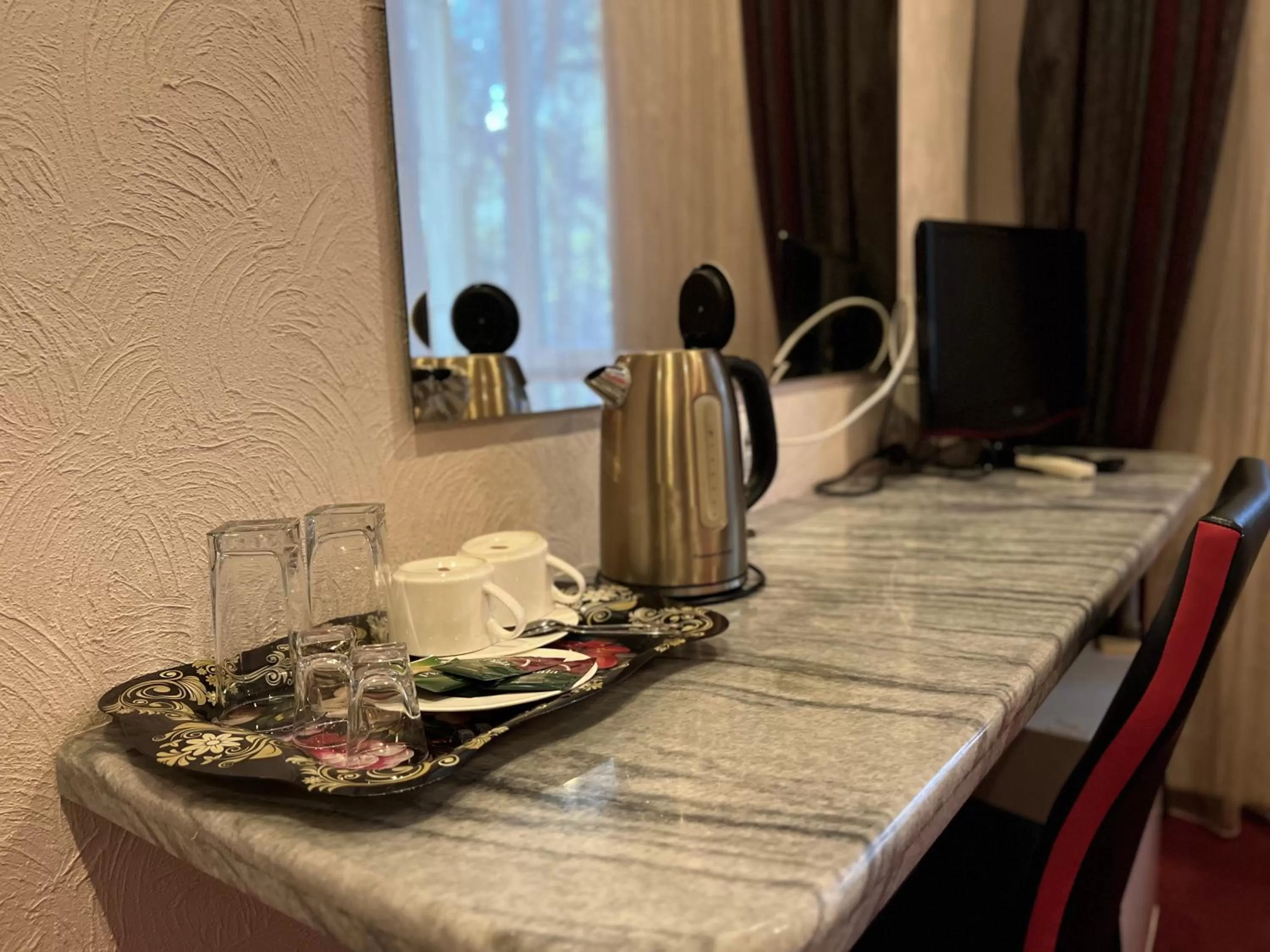 Coffee/tea facilities in JEPPESEN RESIDENCE