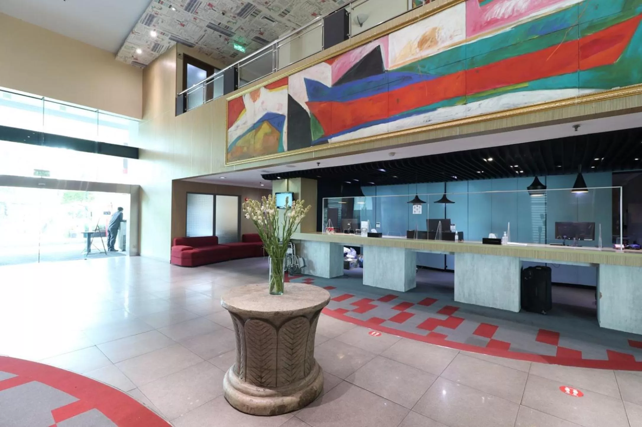 Lobby or reception in Tamarin Hotel Jakarta manage by Vib Hospitality Management