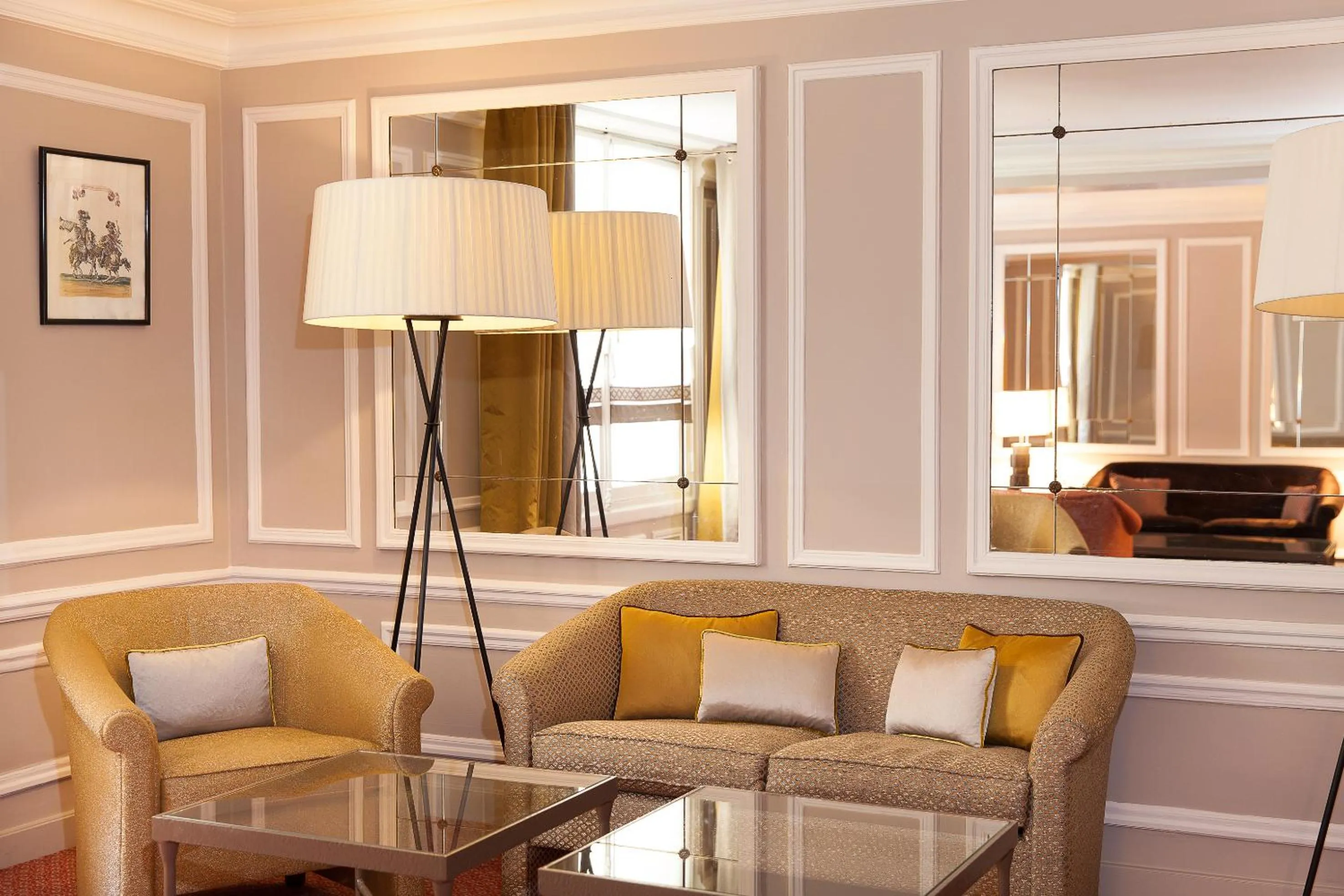 Lounge or bar in Hôtel des Saints Pères - Esprit de France