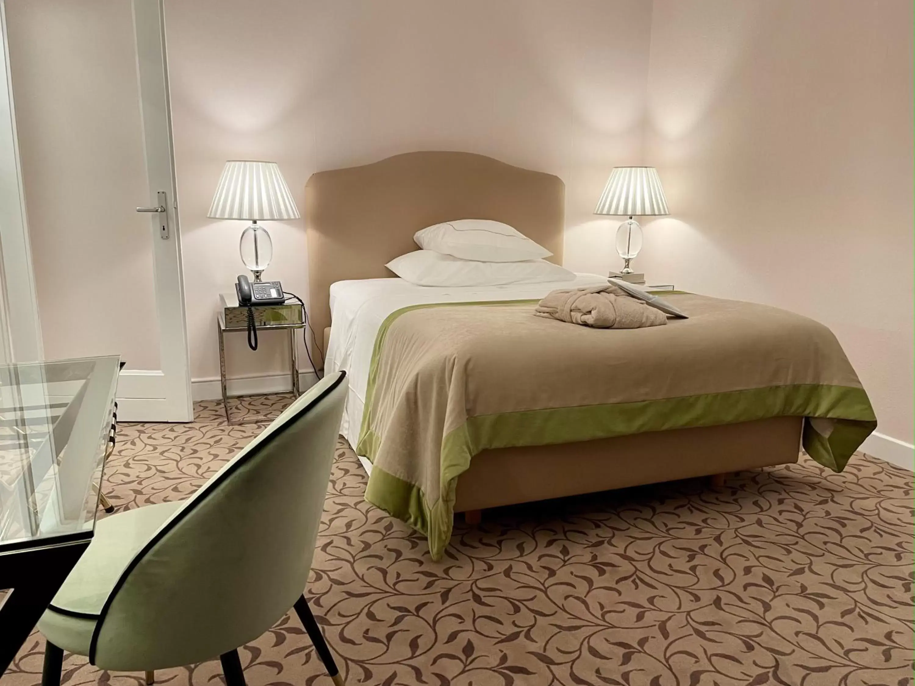 Standard Single Room - single occupancy in Hotel Adriatica Standard Single Room - single occupancy in Hotel Adriatica