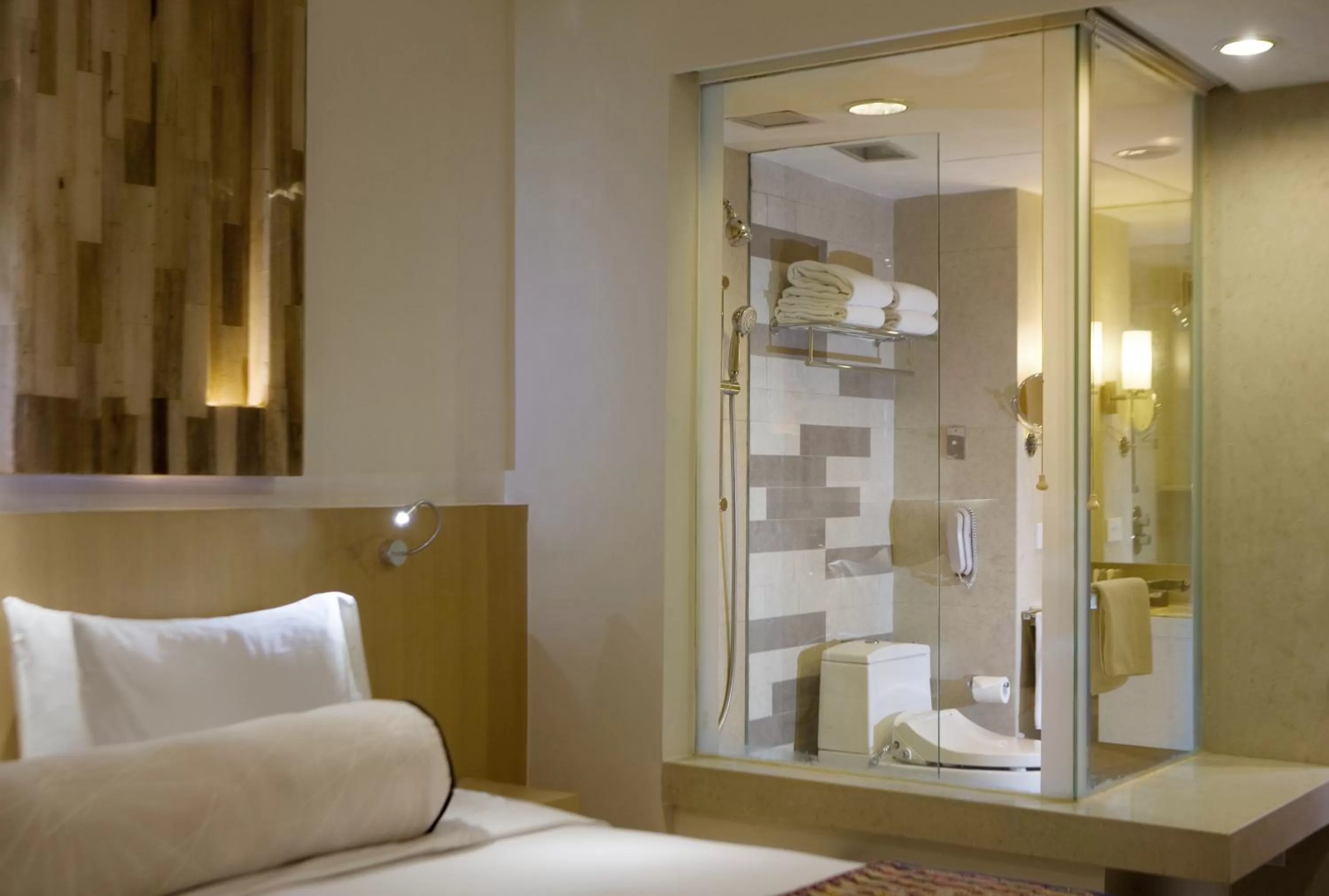 Bathroom in Holiday Inn Resort Baruna Bali by IHG