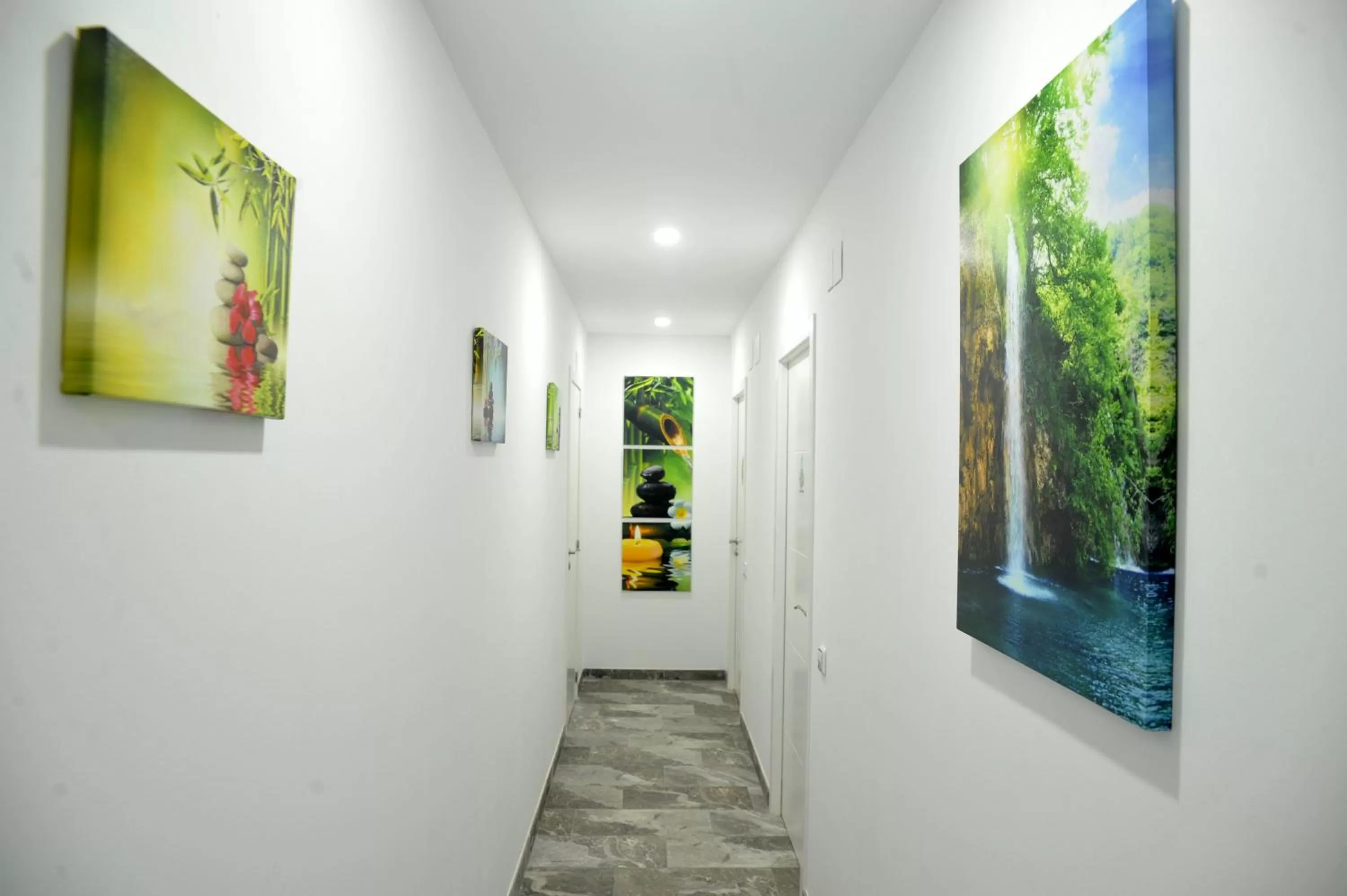 Decorative detail in River Dreams