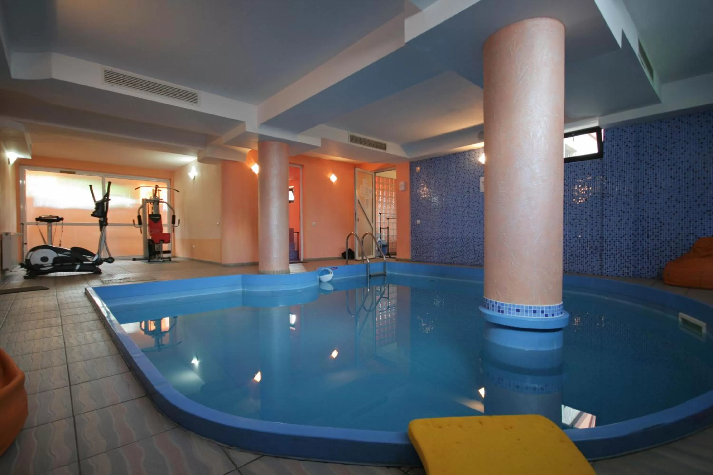 Swimming Pool in Complex Turistic Le Baron