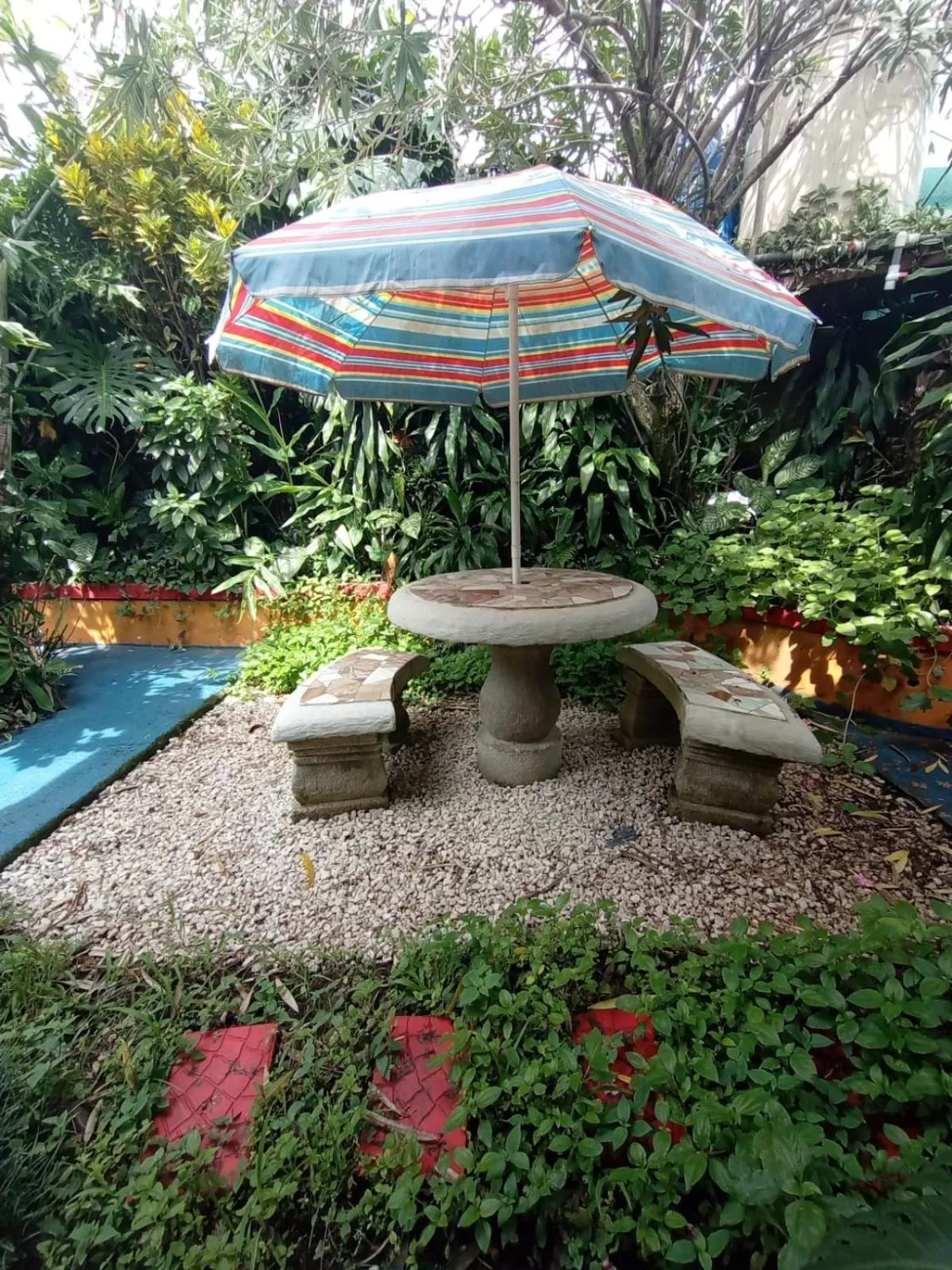 Nirvana Apartament Hostal