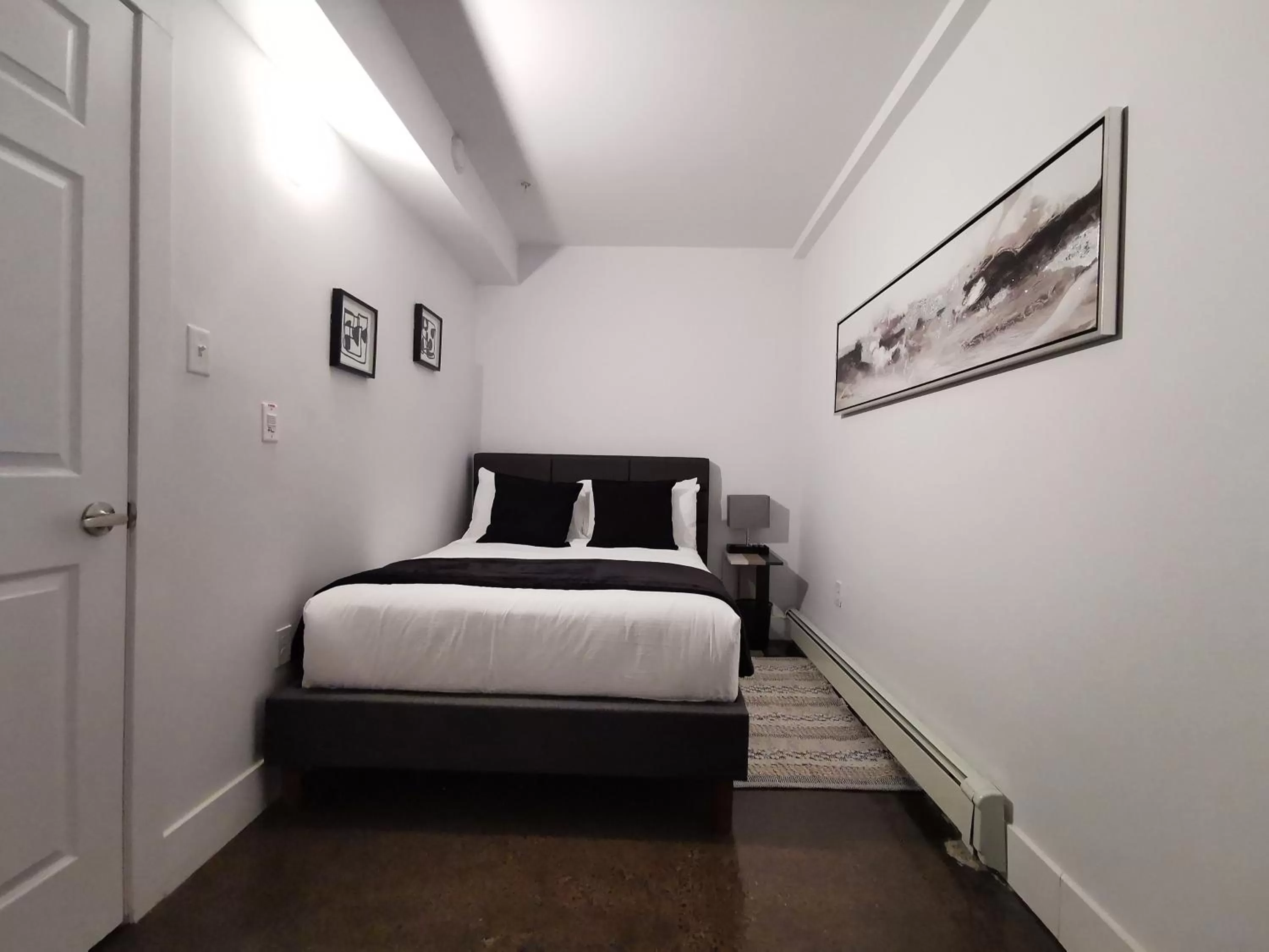 Bed in Cameo Hotel and Suites