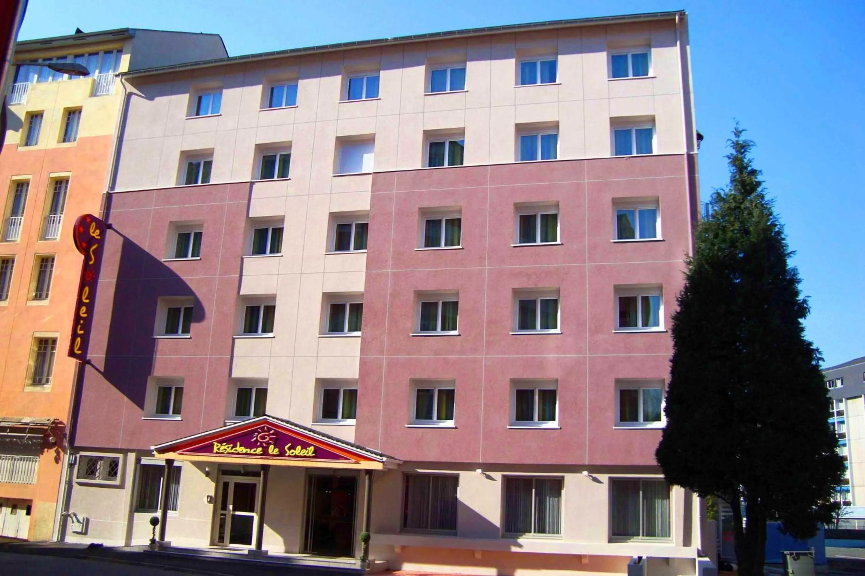 Property building in Résidence du Soleil